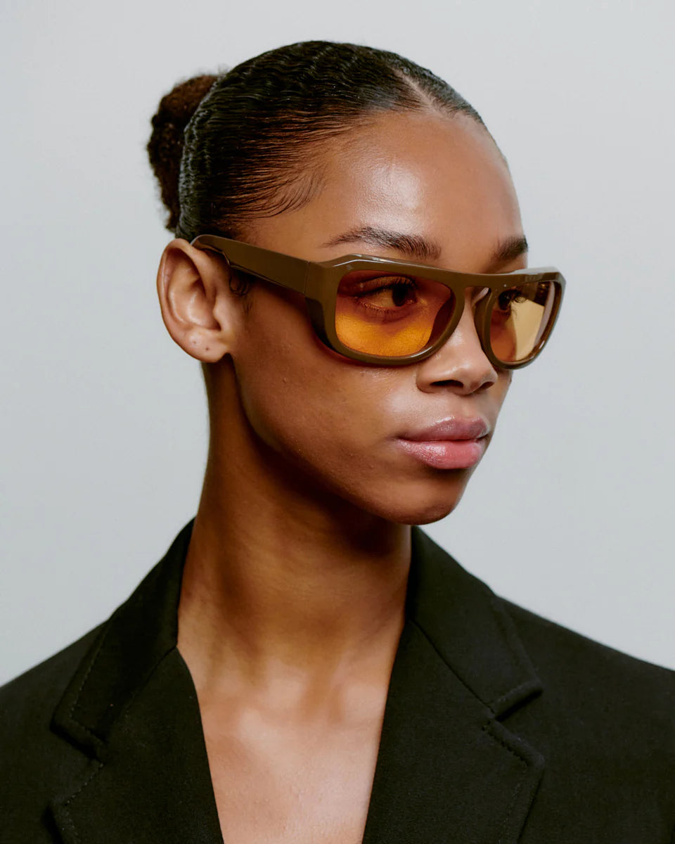 A.Kjaerbede エキアビト / MAX マックス (Chocolate チョコレート)