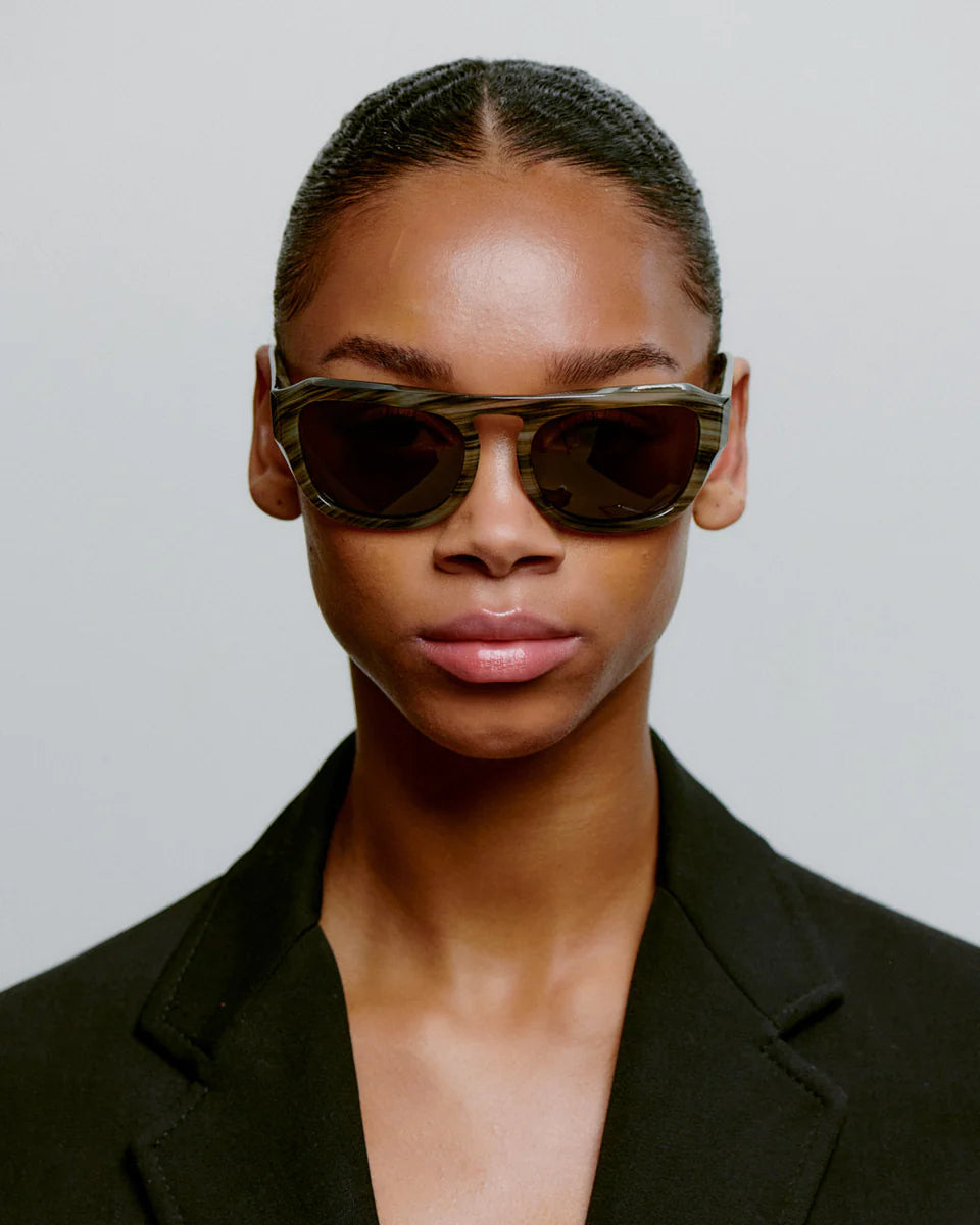 A.Kjaerbede エキアビト / MAX マックス (Striped Horn ストライプホーン)