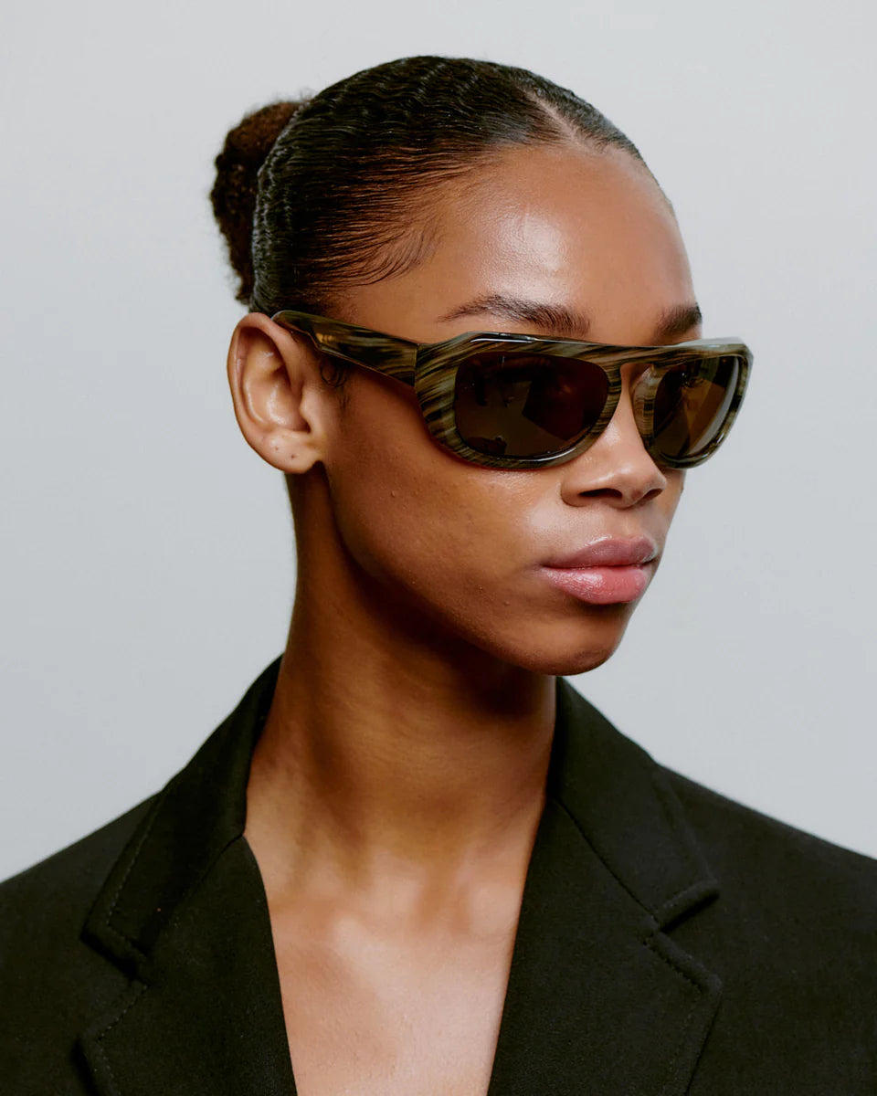 A.Kjaerbede エキアビト / MAX マックス (Striped Horn ストライプホーン)