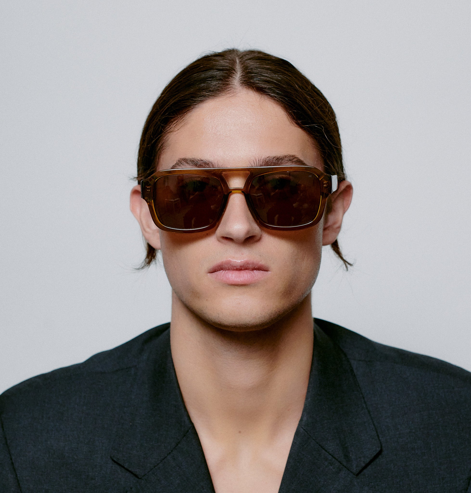 A.Kjaerbede エキアビト / KAYA カヤ (Smoke Transparent スモークトランスペアレント)