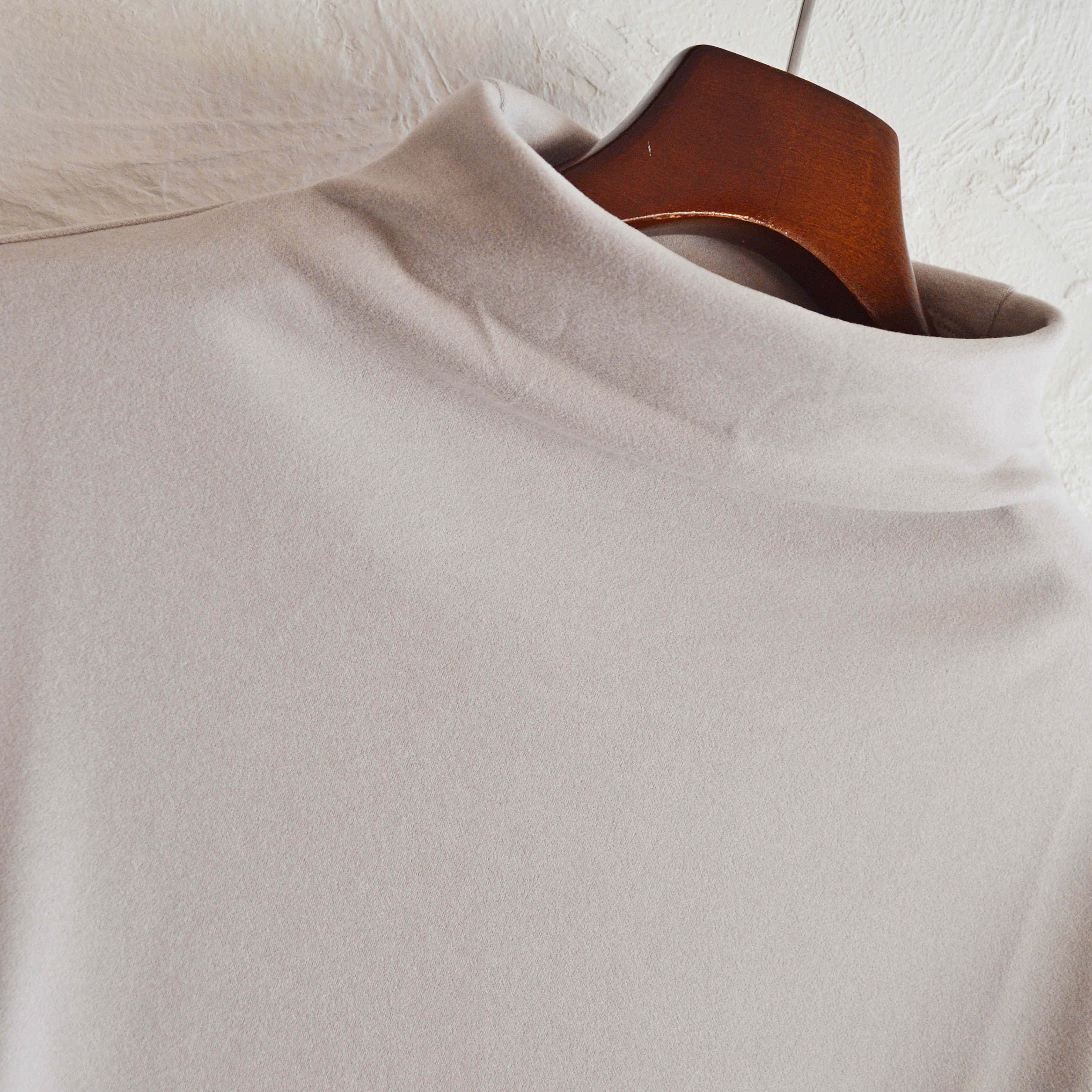 LAMOND ラモンド / LOUNGE SUEDE HIGH NECK ラウンジスエードハイネック (GRAY BEIGEグレーベージュ)