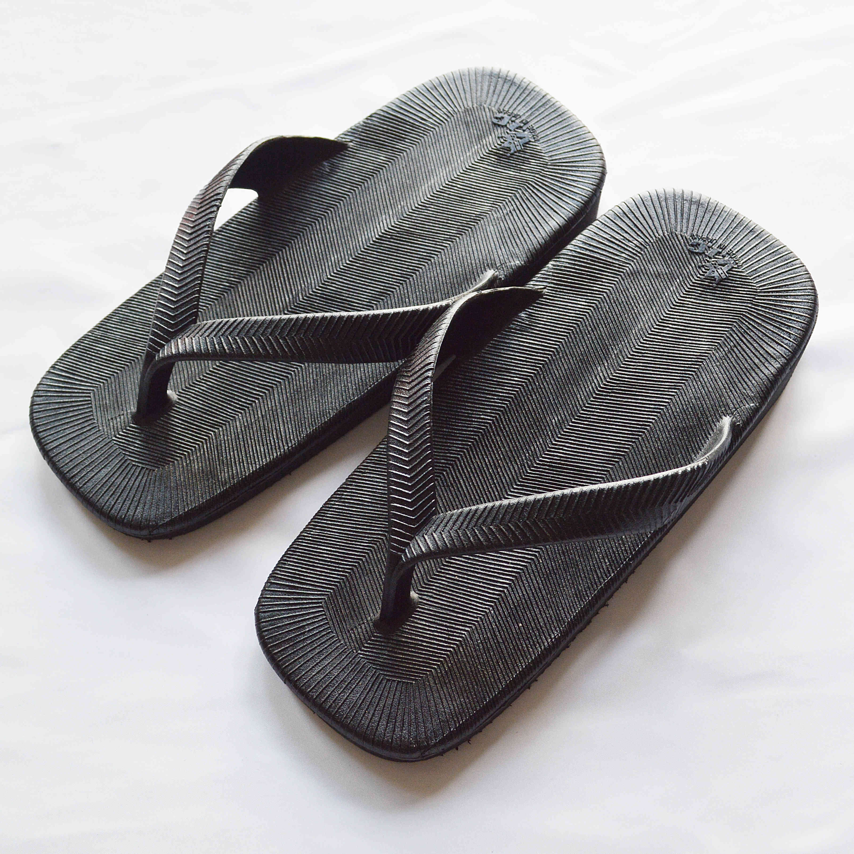 V.I.C ブイアイシー / classic rubber sandal クラシックラバーサンダル (BLACK ブラック)