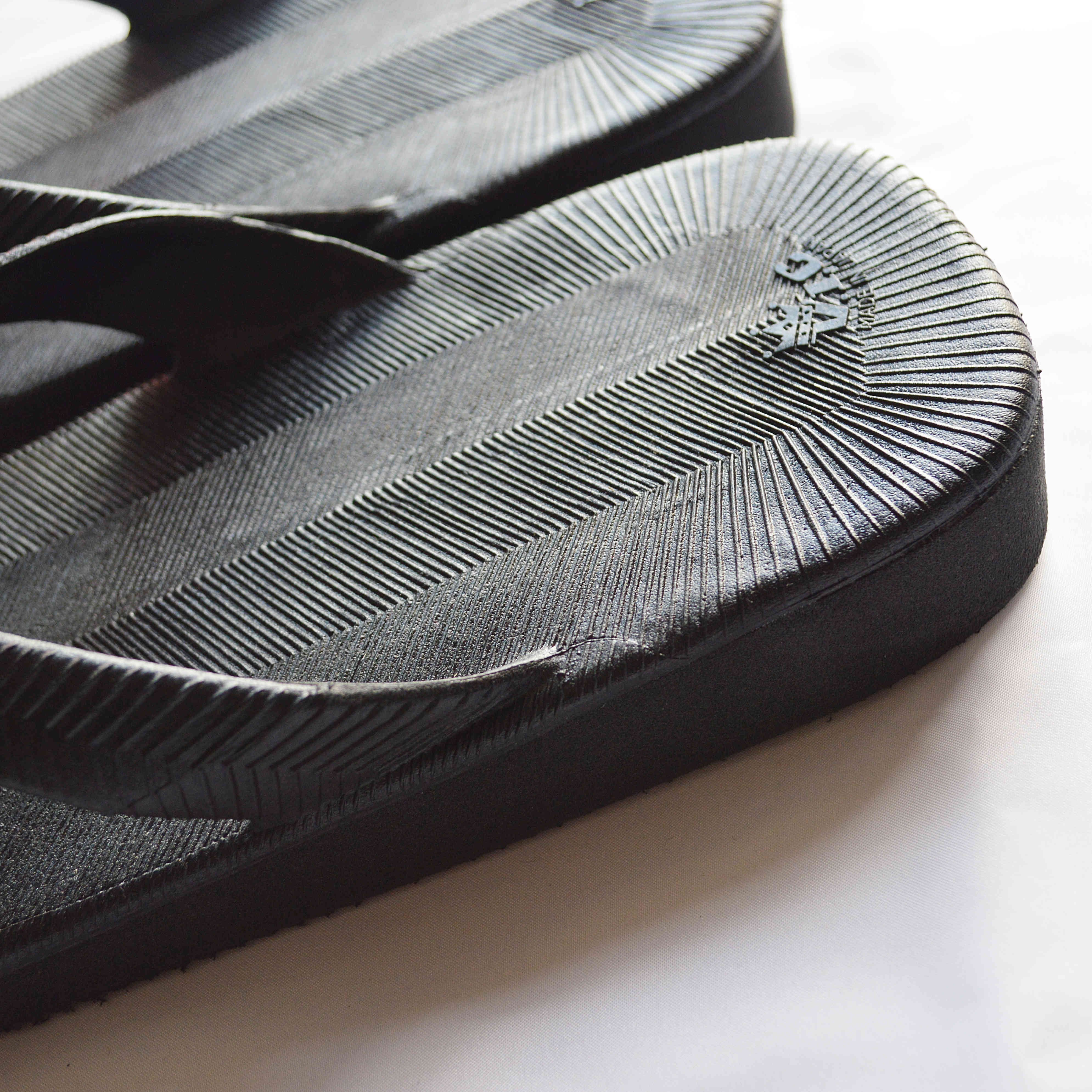 V.I.C ブイアイシー / classic rubber sandal クラシックラバーサンダル (BLACK ブラック)