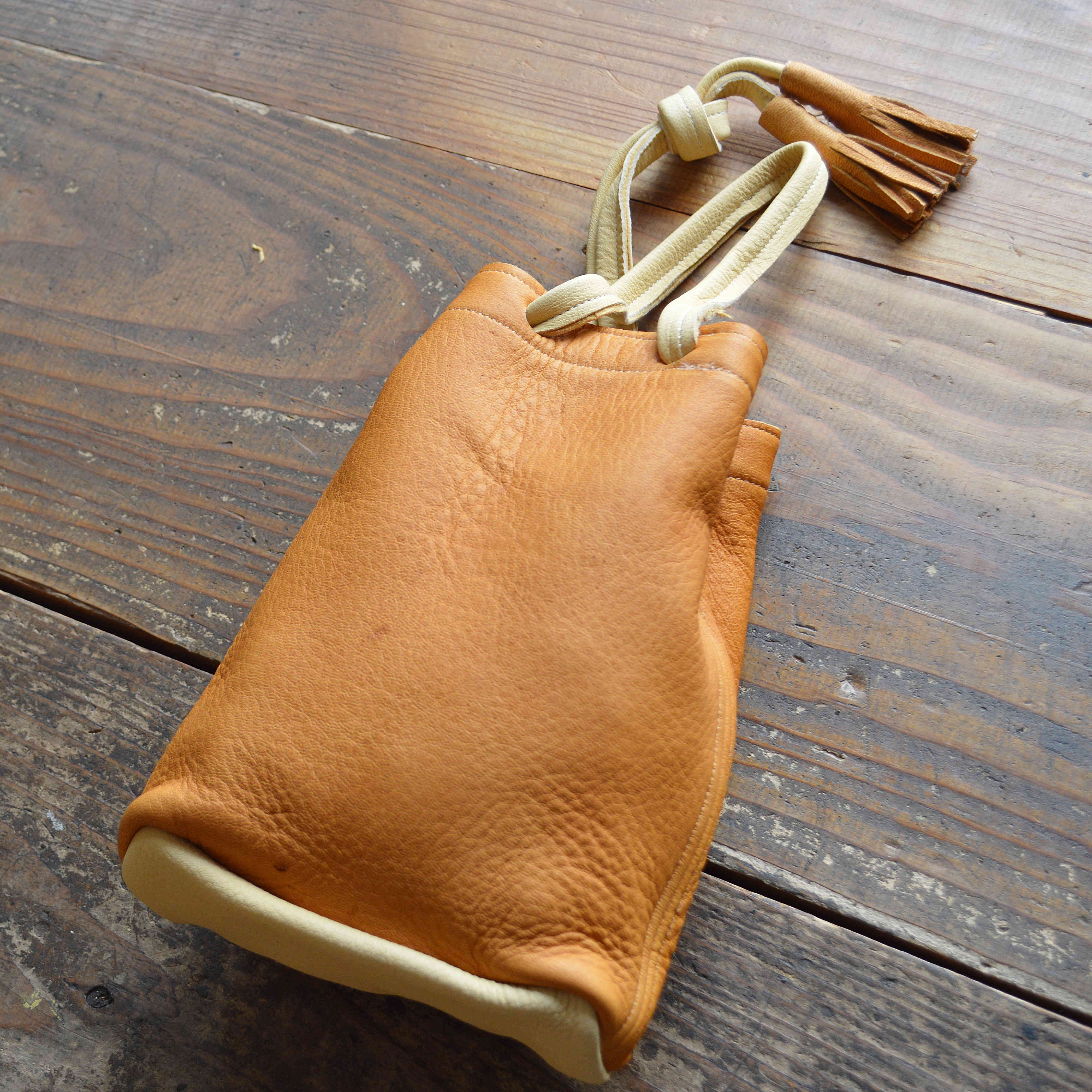 Nasngwam.×early morning / DEARSKIN WHISKY BAG (CAMEL)