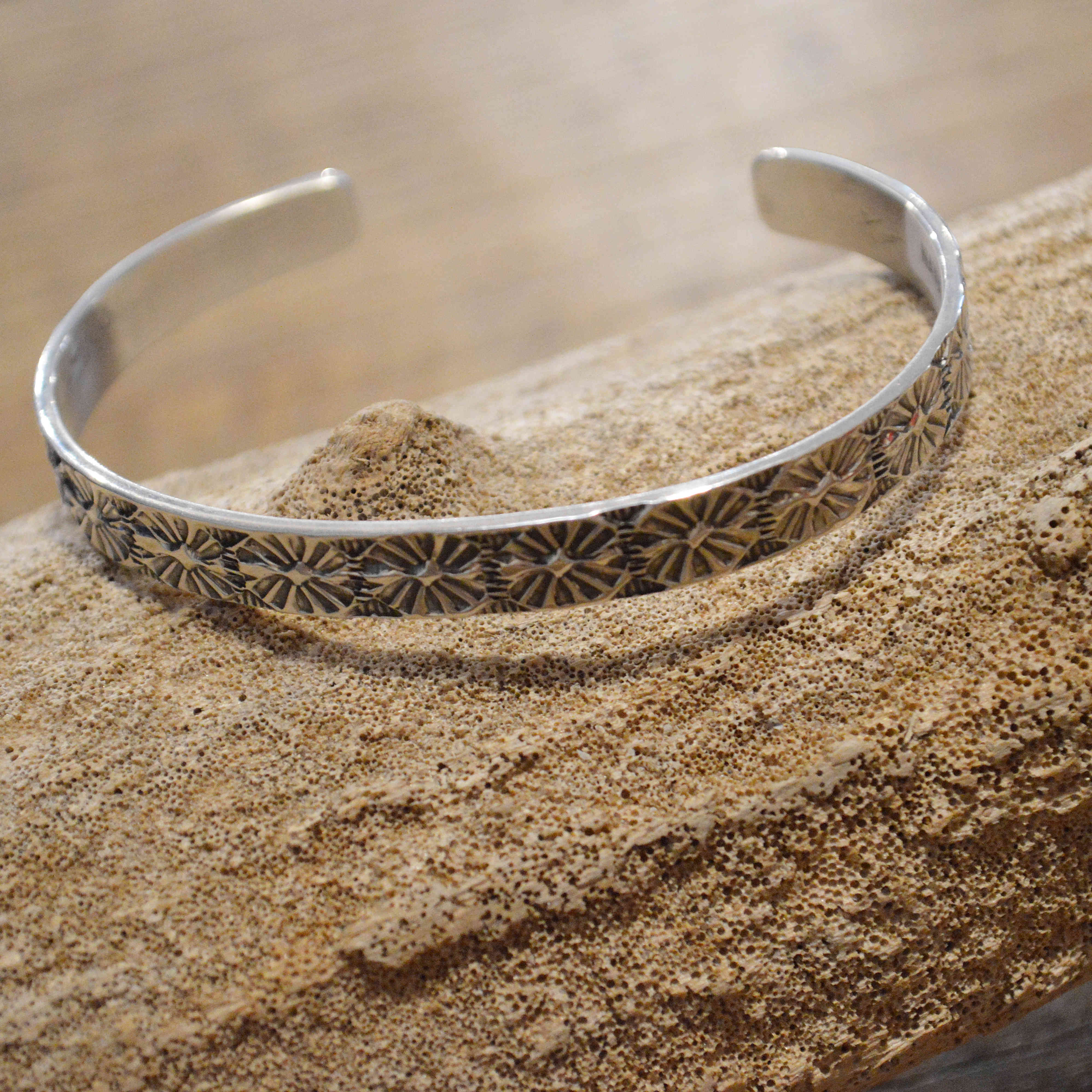 Indian jewelry / Navajo BANGLE (HENRY MARIANO)