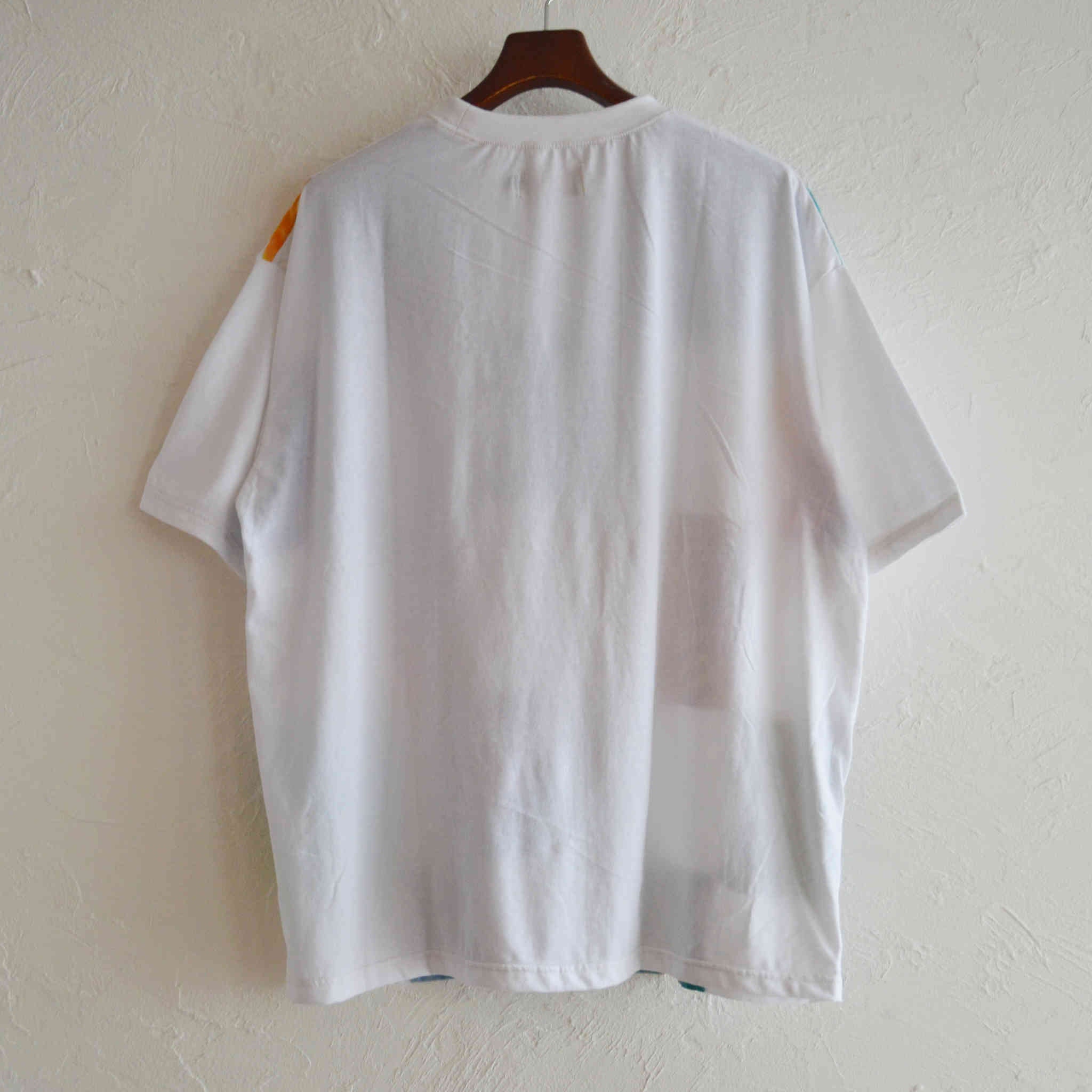 Nasngwam. / SQUARE TEE (WHITE)