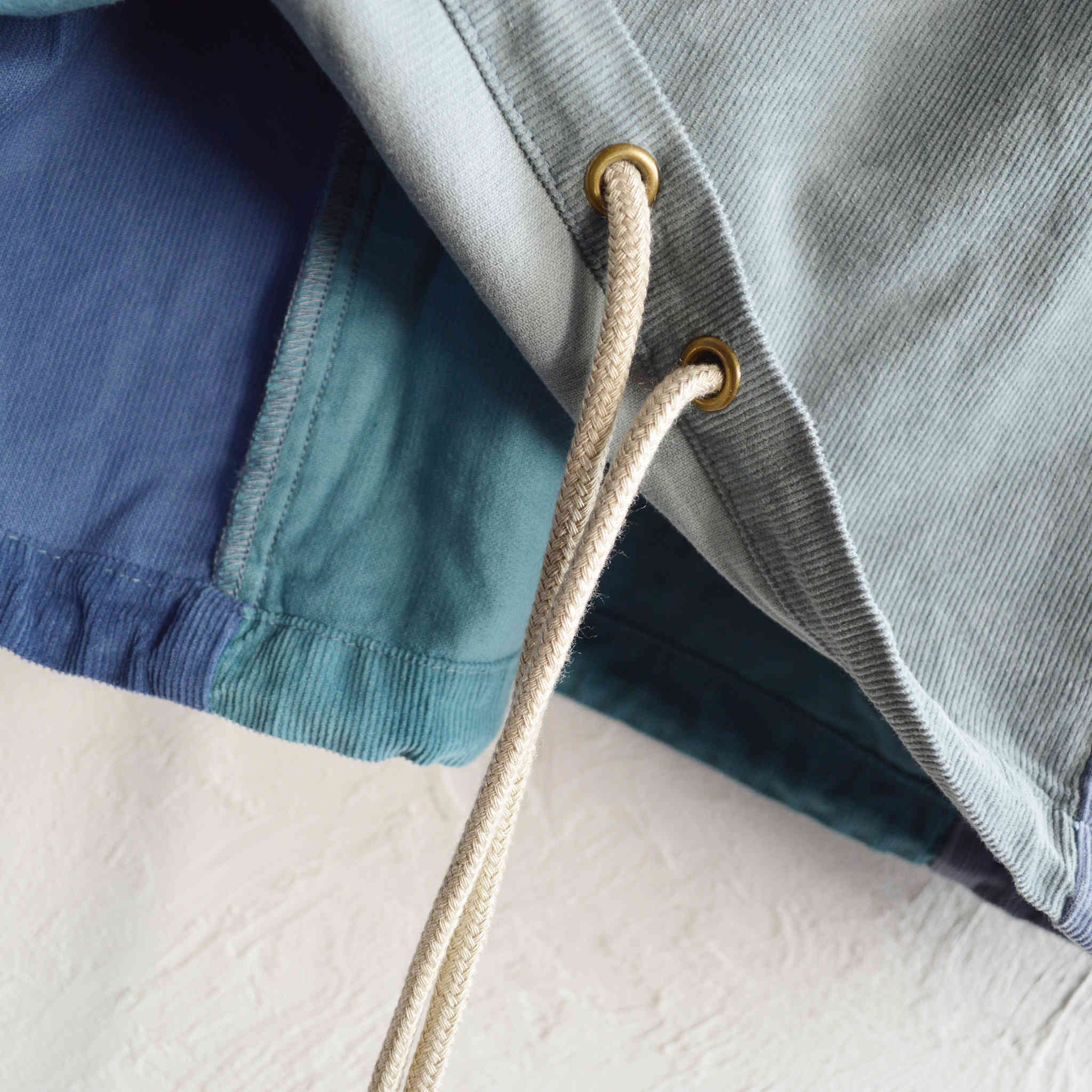 HAVE A GRATEFUL DAY ハブアグレイトフルデイ / LACE UP HOODIE レースアップフーディー (NAVY ネイビー)