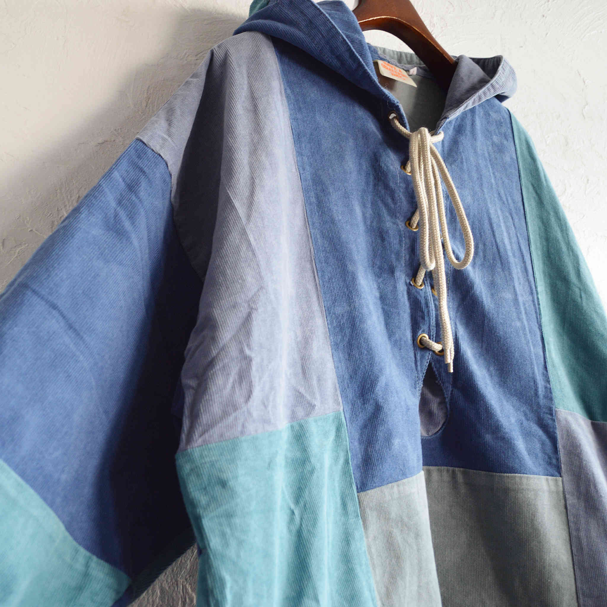 HAVE A GRATEFUL DAY ハブアグレイトフルデイ / LACE UP HOODIE レースアップフーディー (NAVY ネイビー)