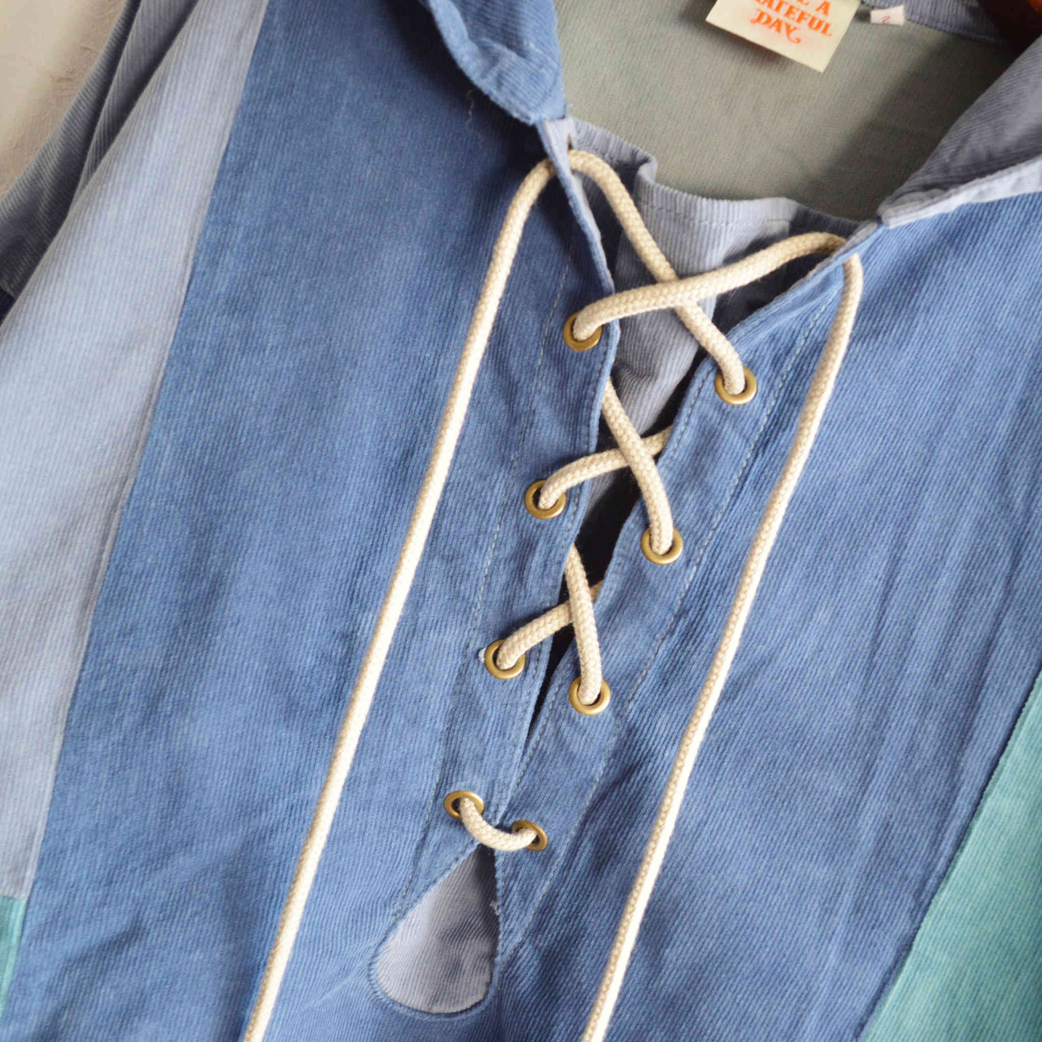 HAVE A GRATEFUL DAY ハブアグレイトフルデイ / LACE UP HOODIE レースアップフーディー (NAVY ネイビー)