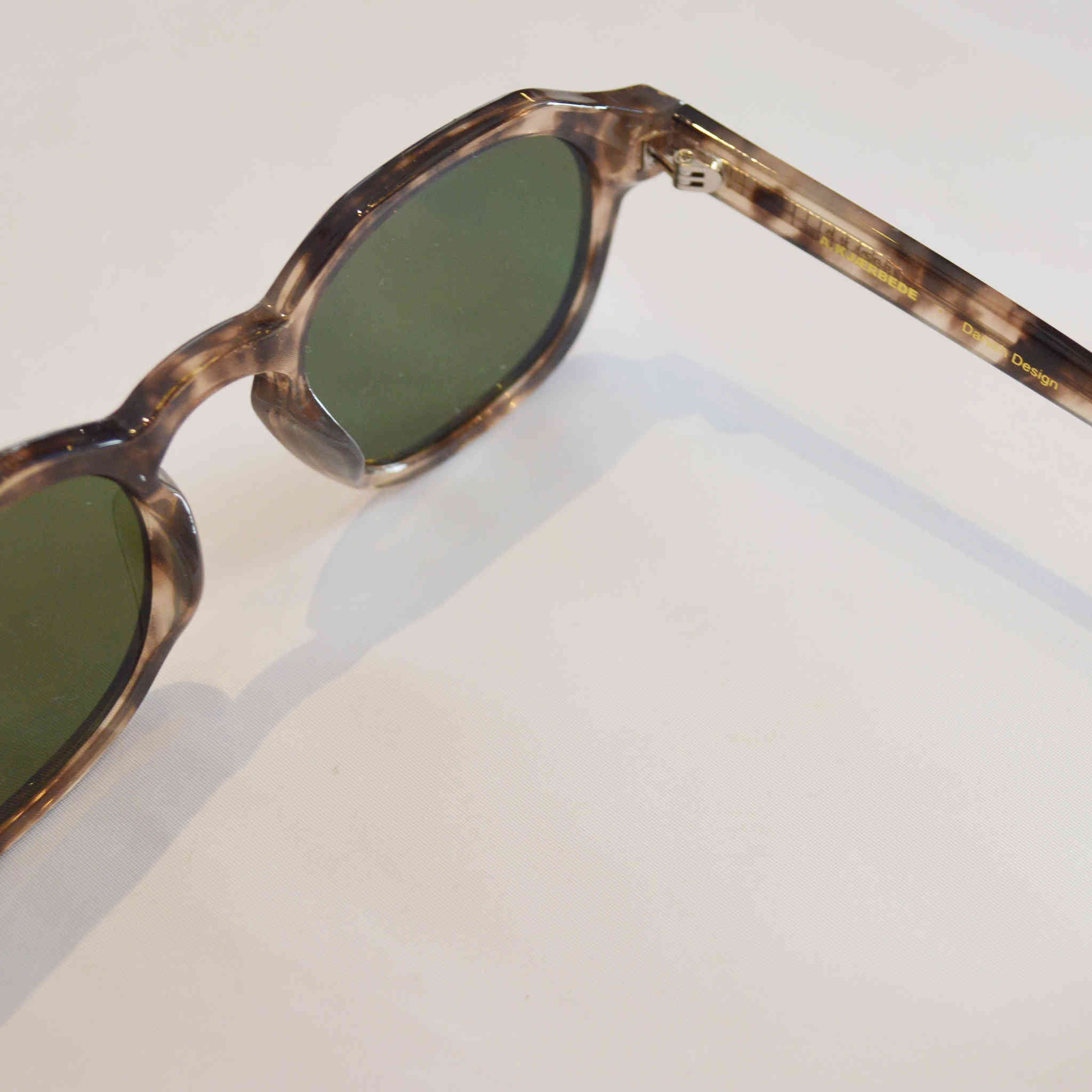 A.Kjaerbede エキアビト / ZAN ザン (Coquina コキナ)