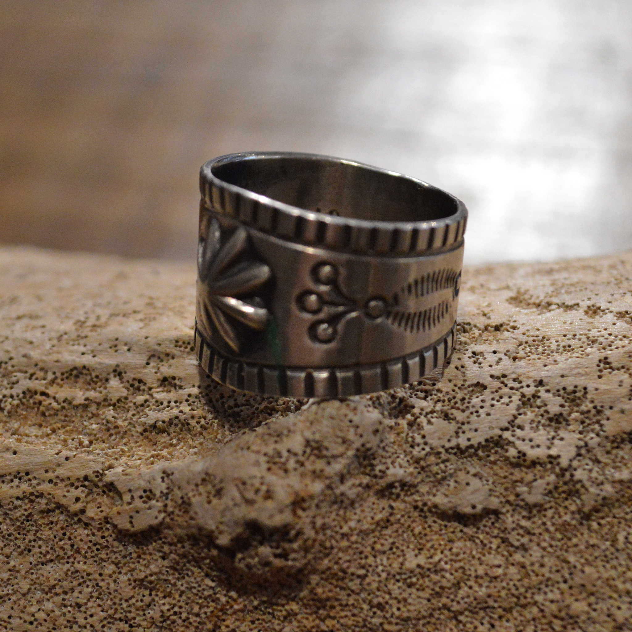 Indian jewelry インディアンジュエリー / Navajo Ring ナバホ族リング (Melvin Francis メルヴィンフランシス)