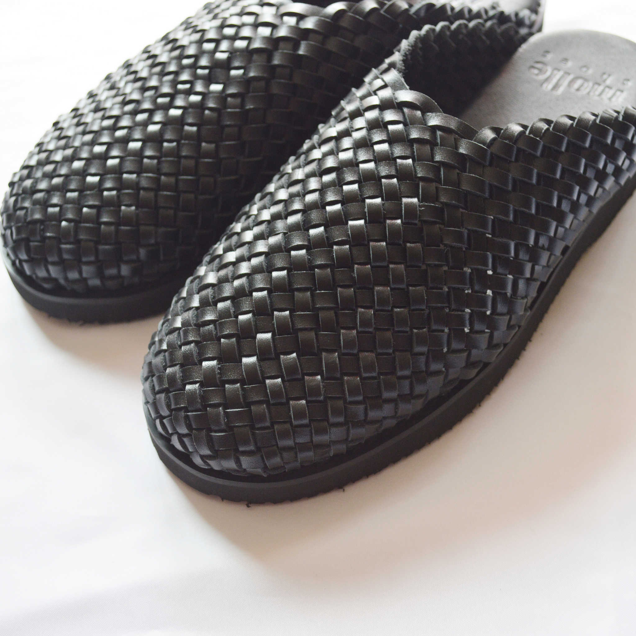 molle shoes モールシューズ / WOVEN LEATHER CROG ウーブンレザークロッグ (BLACK ブラック)