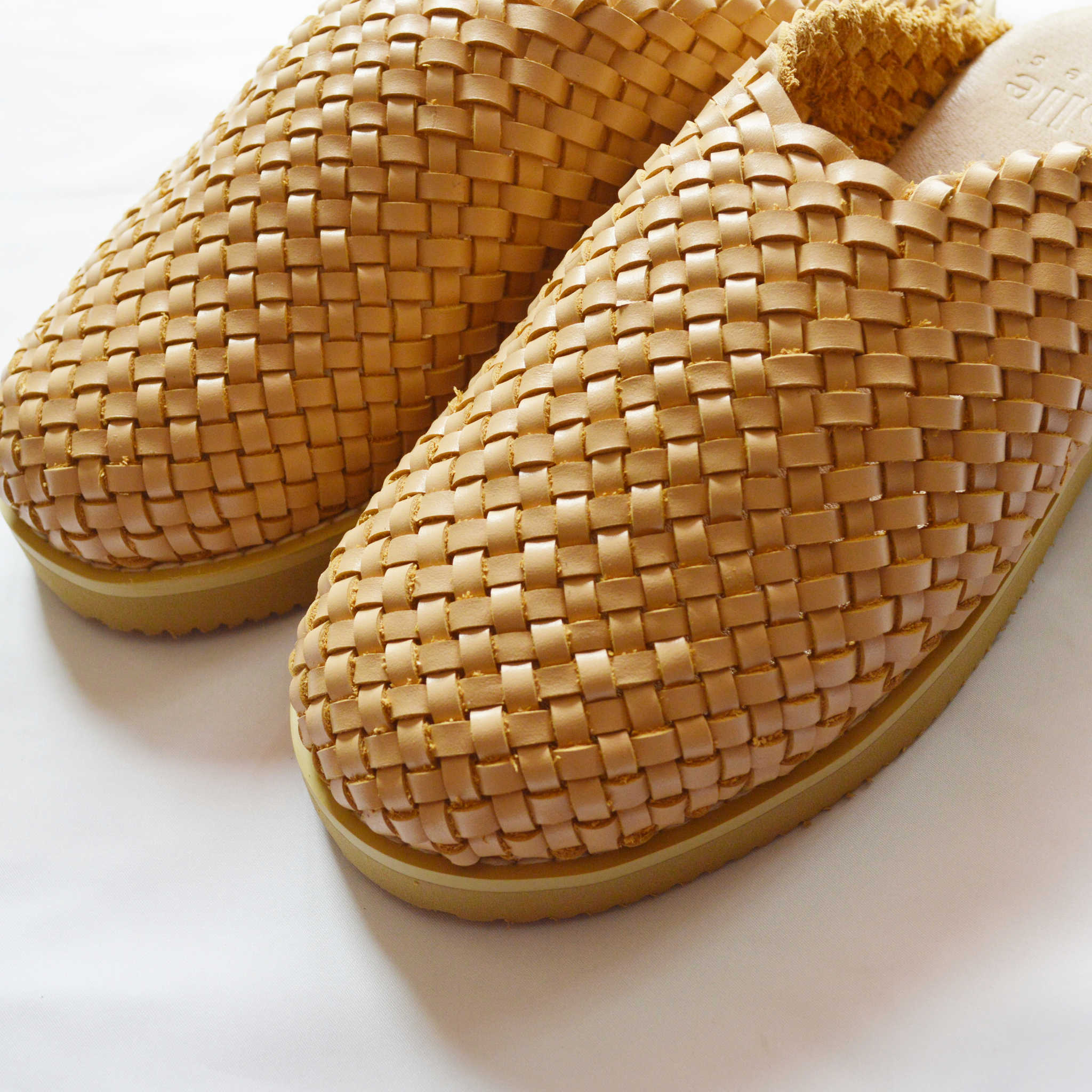 molle shoes モールシューズ / WOVEN LEATHER CROG ウーブンレザークロッグ (NOMAD ノマド)