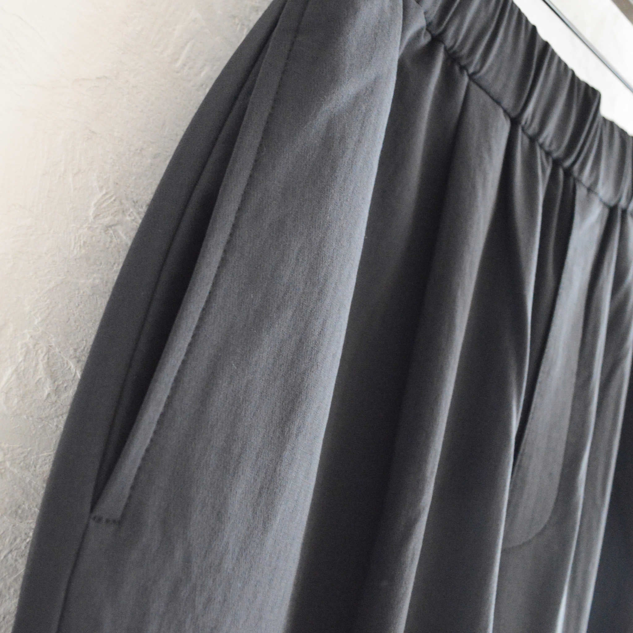 YONCA ヨンカ / COMFORT TECH FLEECE PANTS WIDE カモフォートテックフリースパンツワイド (BLACK ブラック)