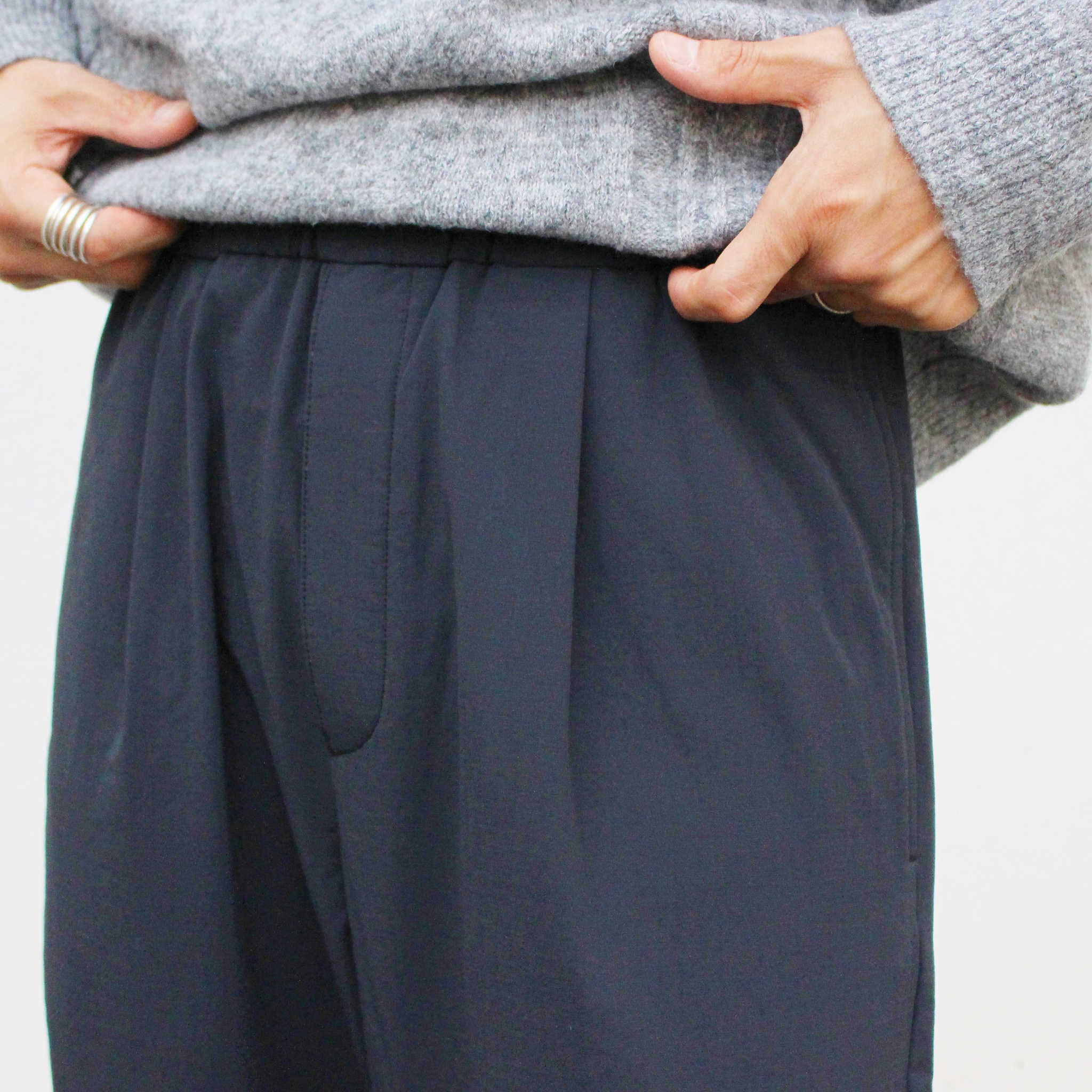 YONCA ヨンカ / COMFORT TECH FLEECE PANTS WIDE カモフォートテックフリースパンツワイド (BLACK ブラック)