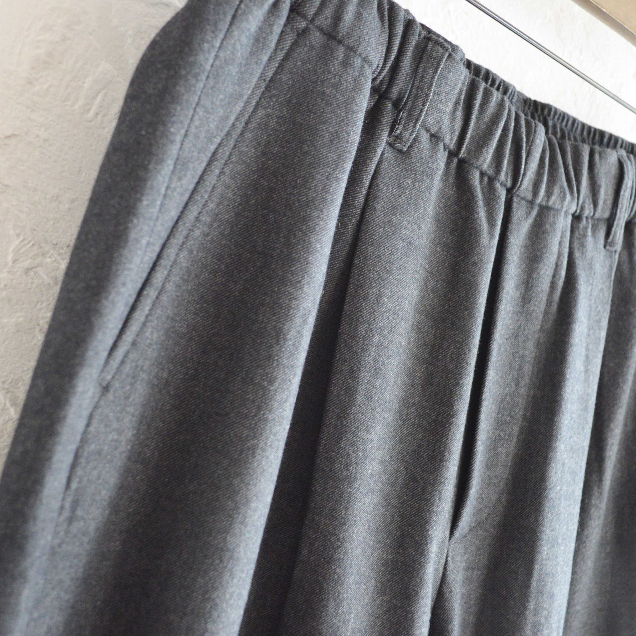 LAMOND ラモンド / CASHMERE TOUCH EASY SLACKS カシミアタッチイージースラックス (BLACK ブラック)