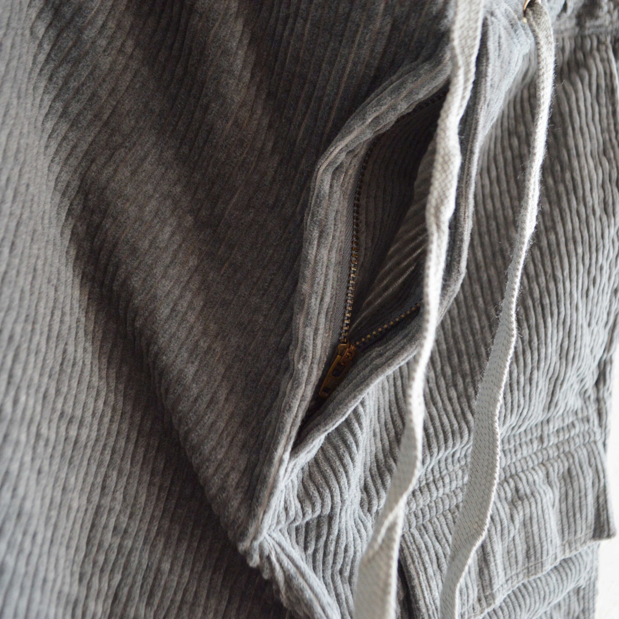 Nasngwam. ナスングワム / DOZY EAZY PANTS ドジーイージーパンツ (GRAY グレー)