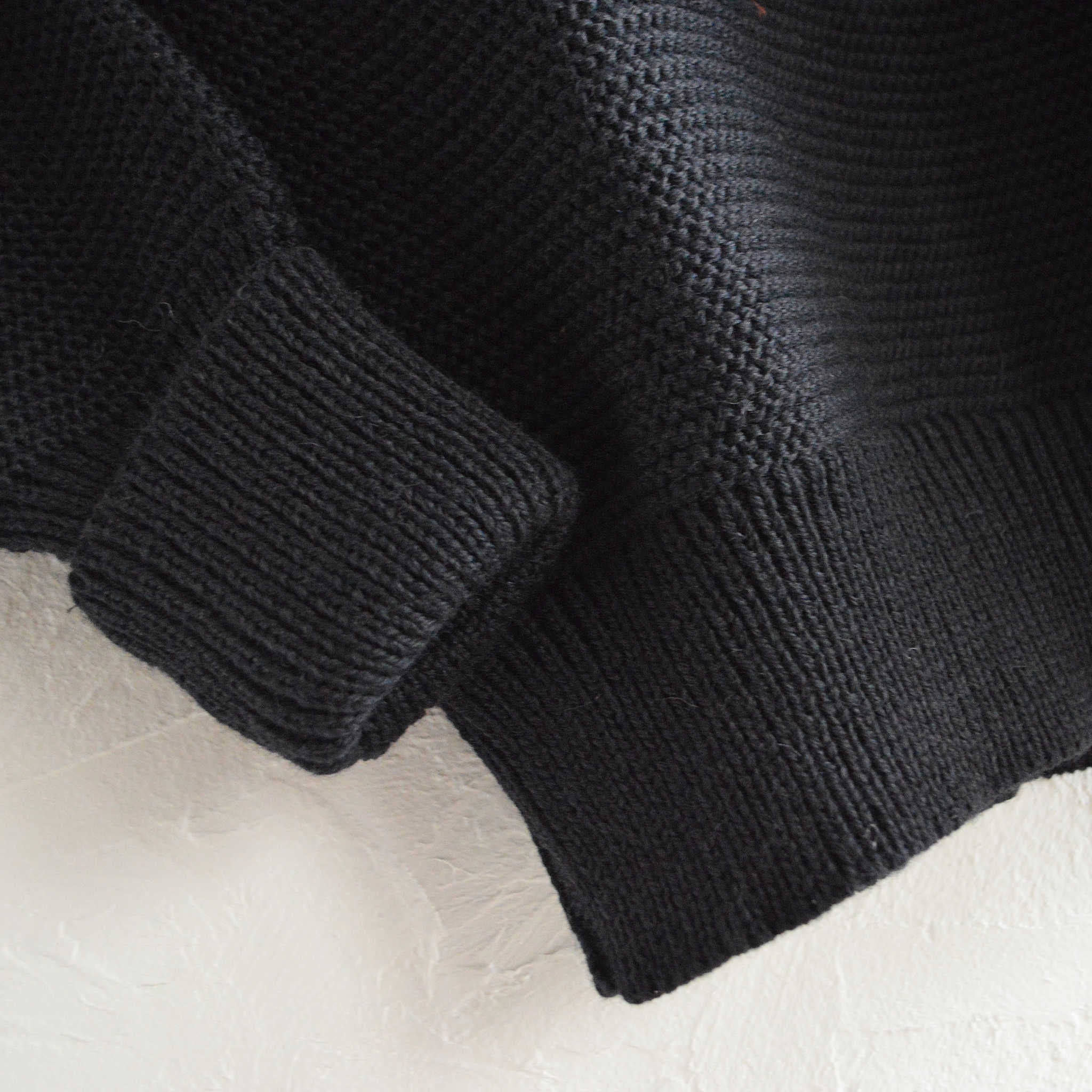 Kerry Woollen Mills ケリーウーレンミルズ / PEARL STITCH DROP SHOULDER CREW NECK SWEATER (MIDNIGHT ミッドナイト)
