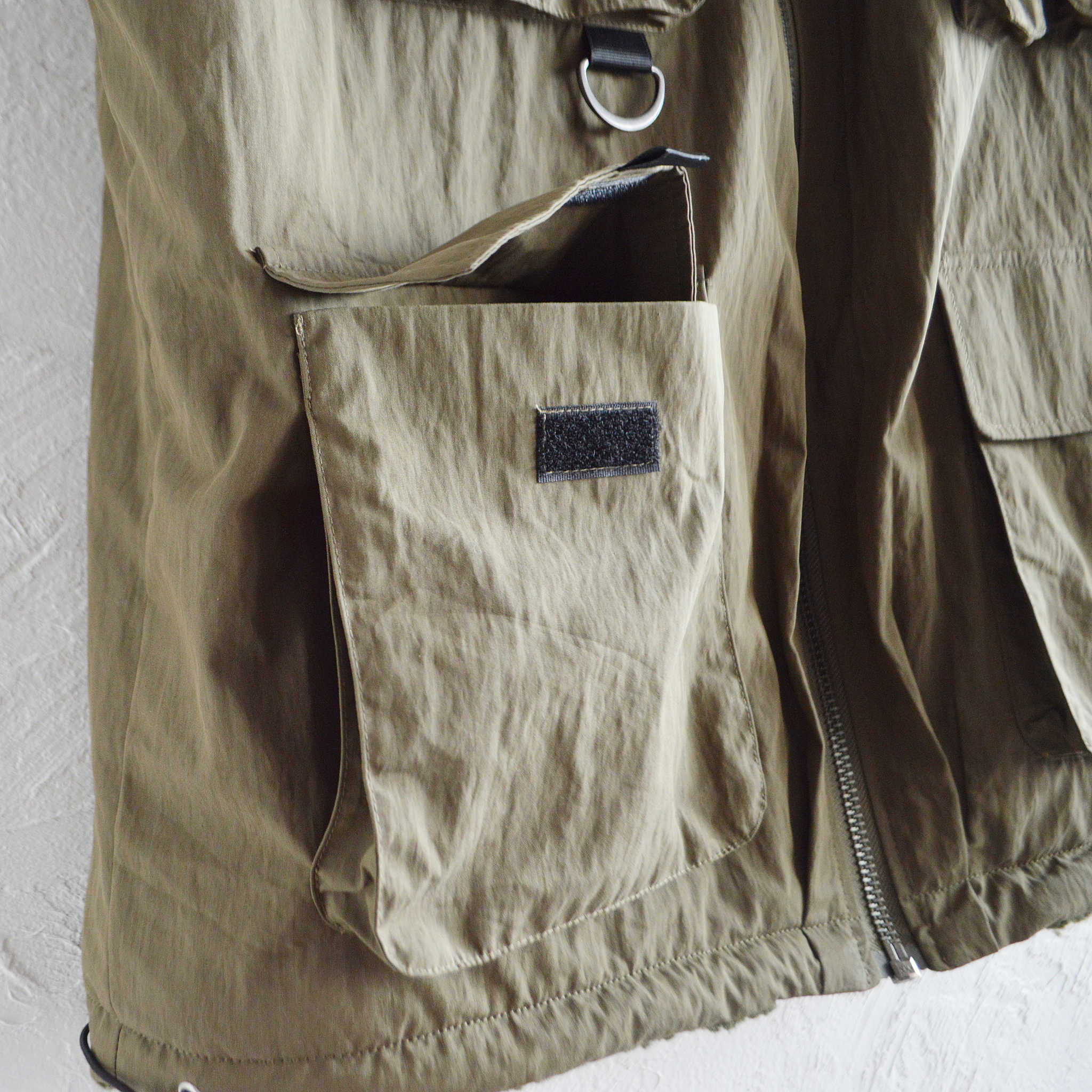 modemdesign モデムデザイン / Liner boa command vest ライナーボアコマンドベスト (KHAKI カーキ)