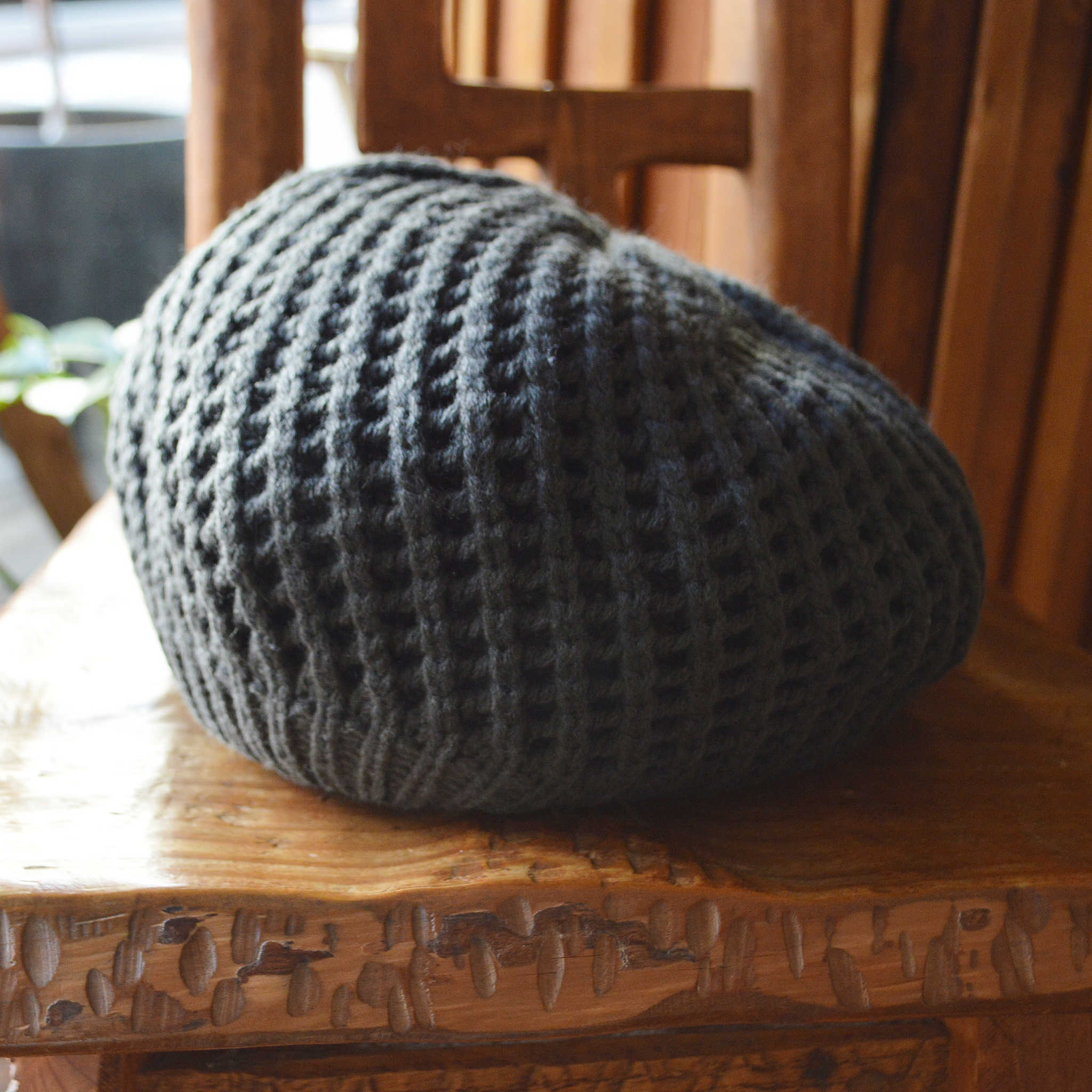 Nasngwam. ナスングワム / BOB ボブ (CHARCOAL チャコール)