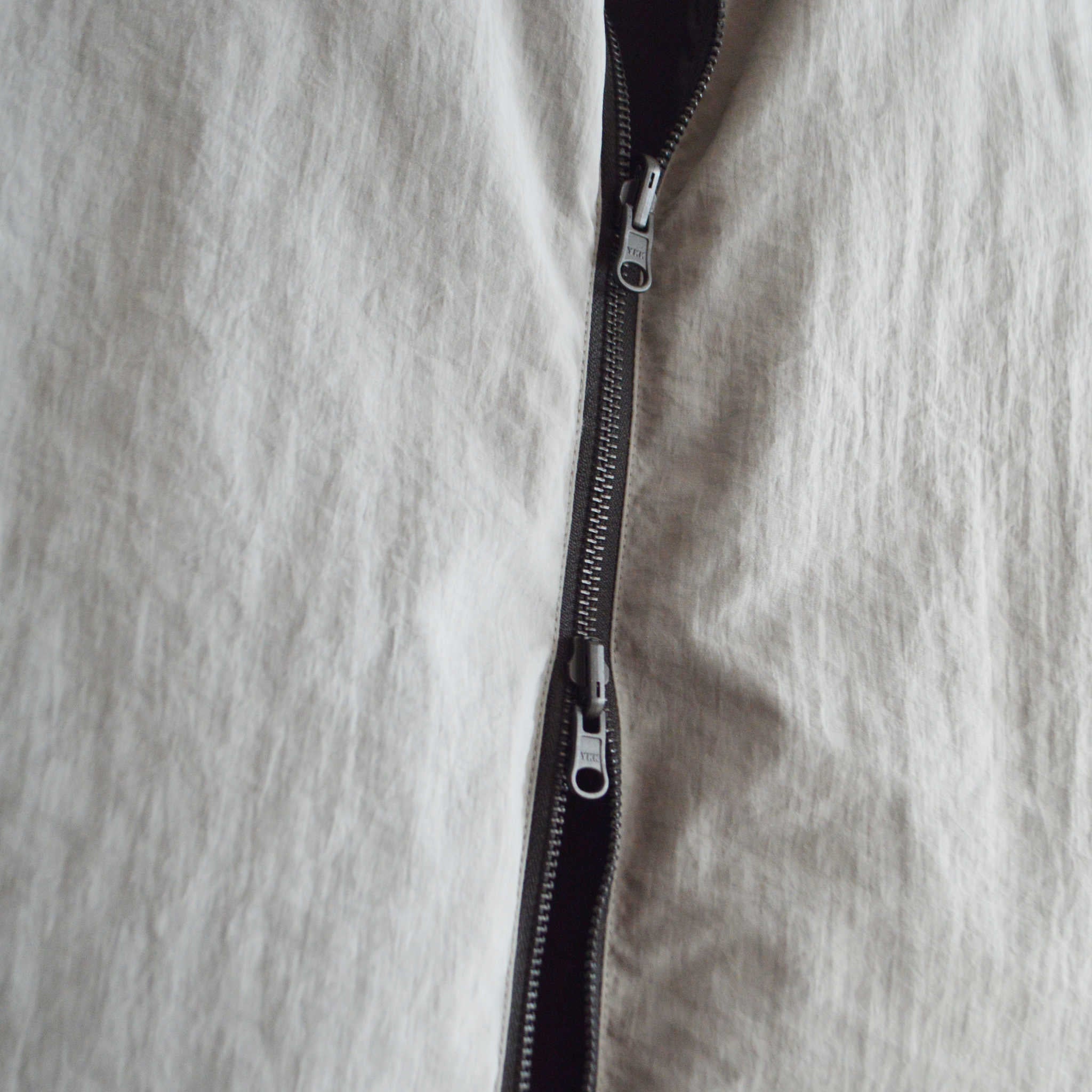 LAMOND ラモンド / LIGHT SHELL REVERSIBLE DOWN VEST ライトシェルリバーシブルダウンベスト (SAGE GRAY×BLACK セージグレー)