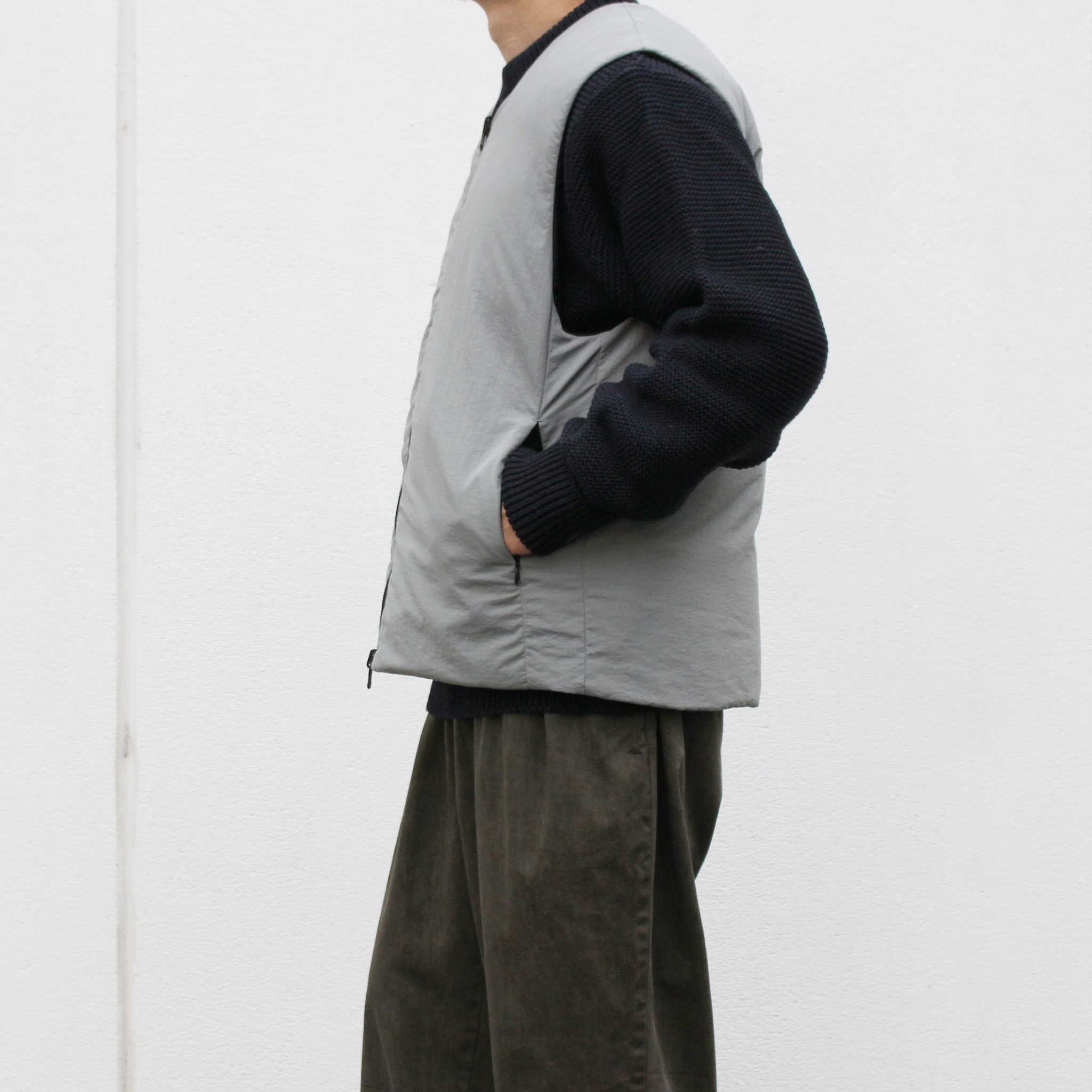 LAMOND ラモンド / LIGHT SHELL REVERSIBLE DOWN VEST ライトシェルリバーシブルダウンベスト (SAGE GRAY×BLACK セージグレー)
