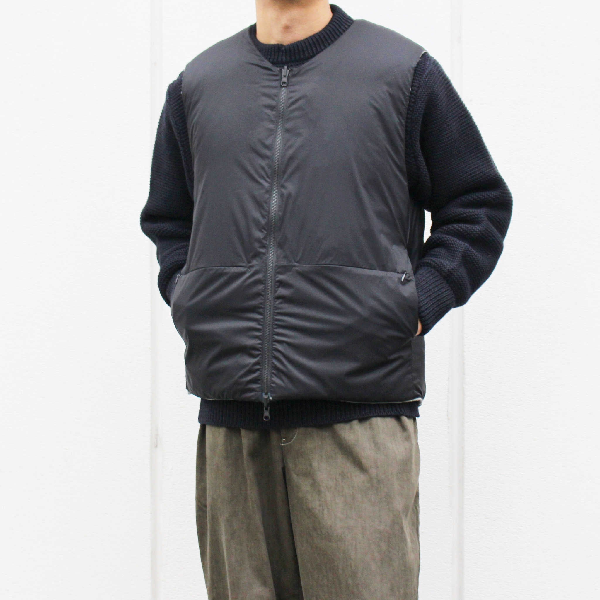 LAMOND ラモンド / LIGHT SHELL REVERSIBLE DOWN VEST ライトシェルリバーシブルダウンベスト (SAGE GRAY×BLACK セージグレー)