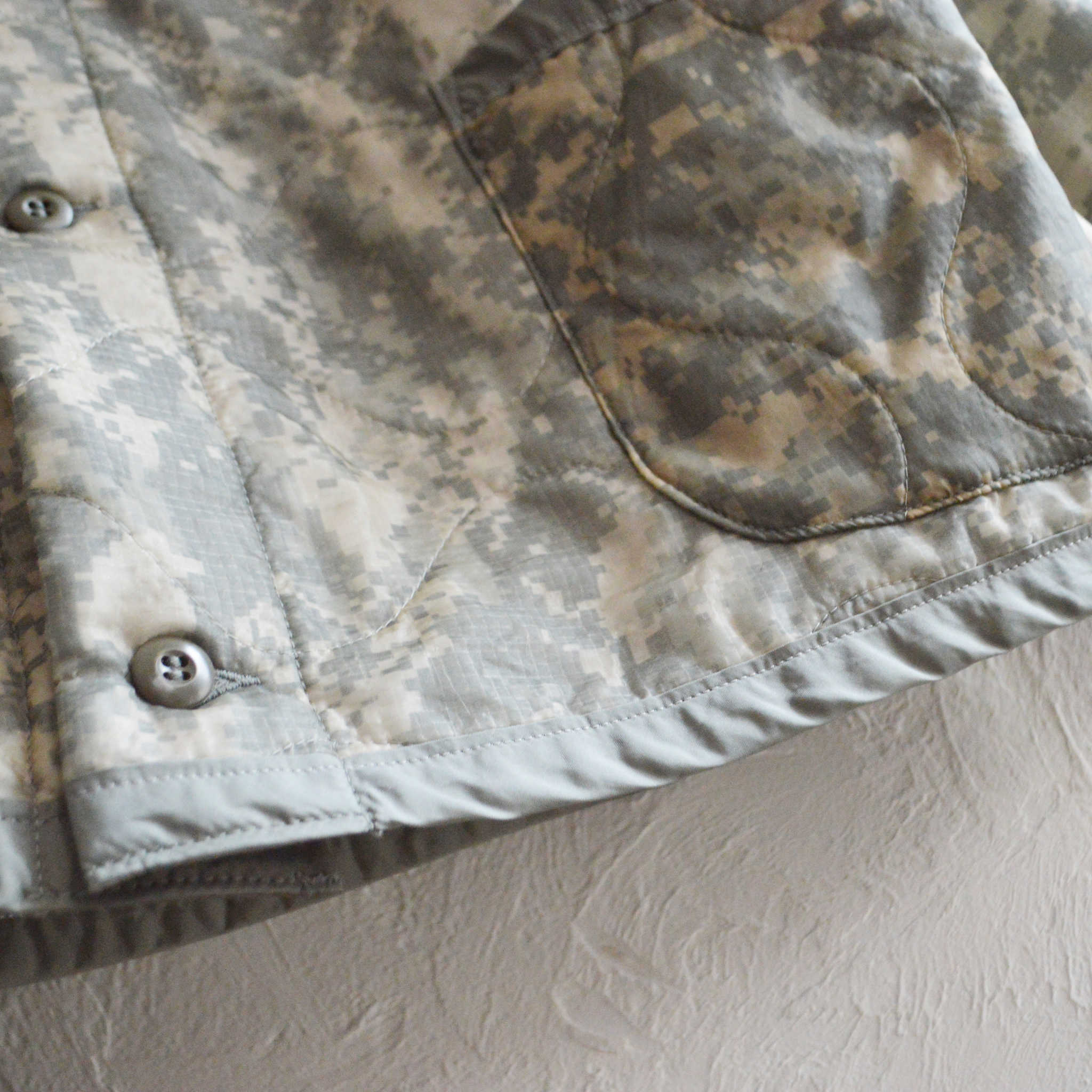 oddment オッドメント / QUILTING SHORT JACKET キルティングショートジャケト (ACU CAMO エーシーユーカモ)