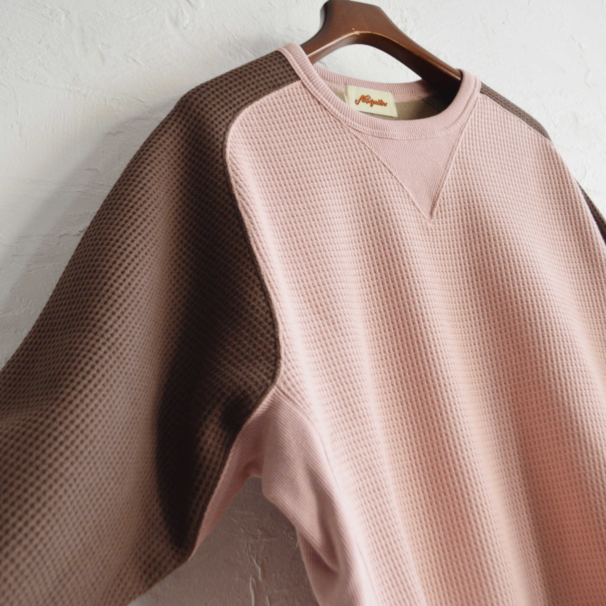 Nasngwam.×IMPRESTORE ナスングワム インプレストア / 極暖freedom sweat ゴクダンフリーダムスウェット (PINK×BROWN ピンク)