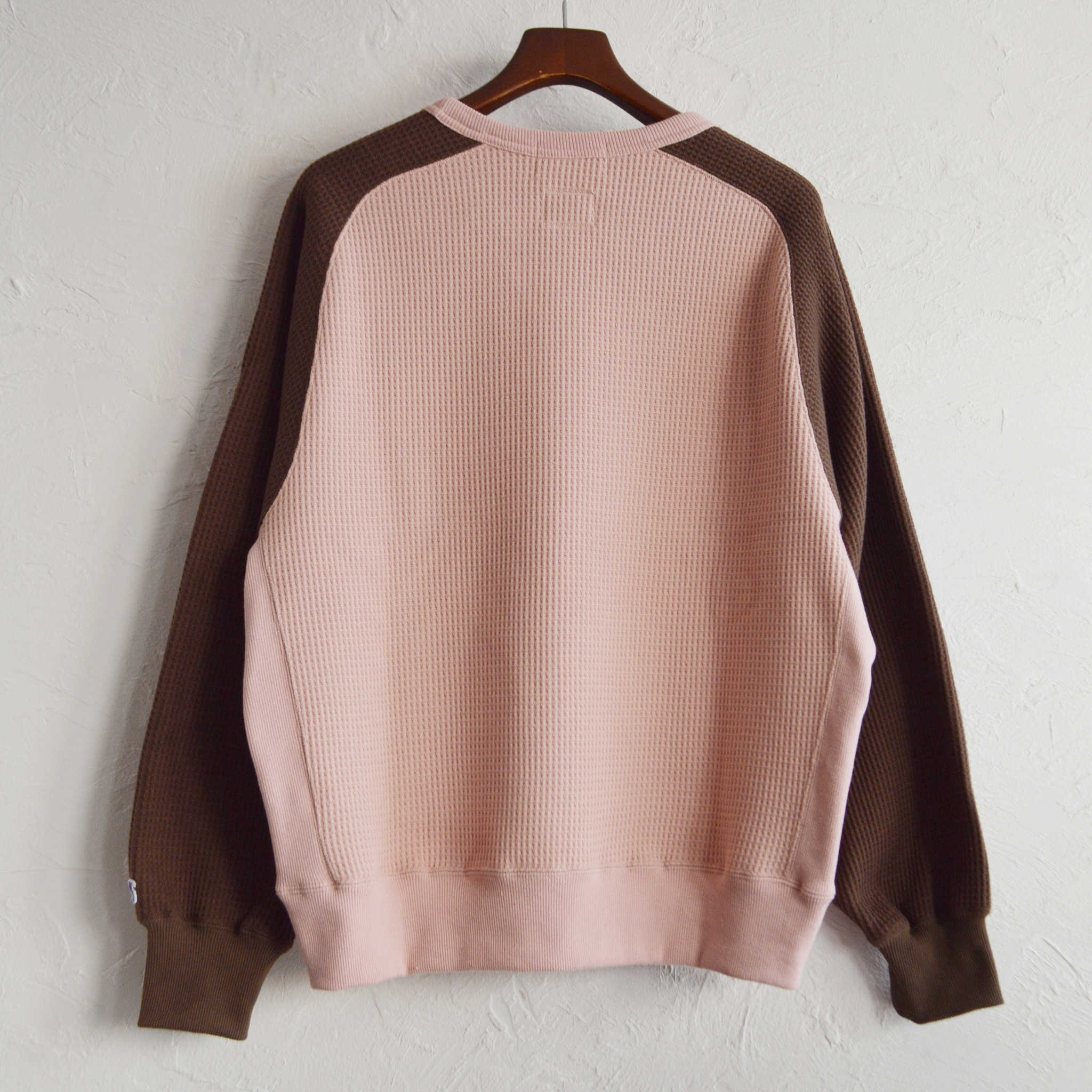 Nasngwam.×IMPRESTORE ナスングワム インプレストア / 極暖freedom sweat ゴクダンフリーダムスウェット (PINK×BROWN ピンク)