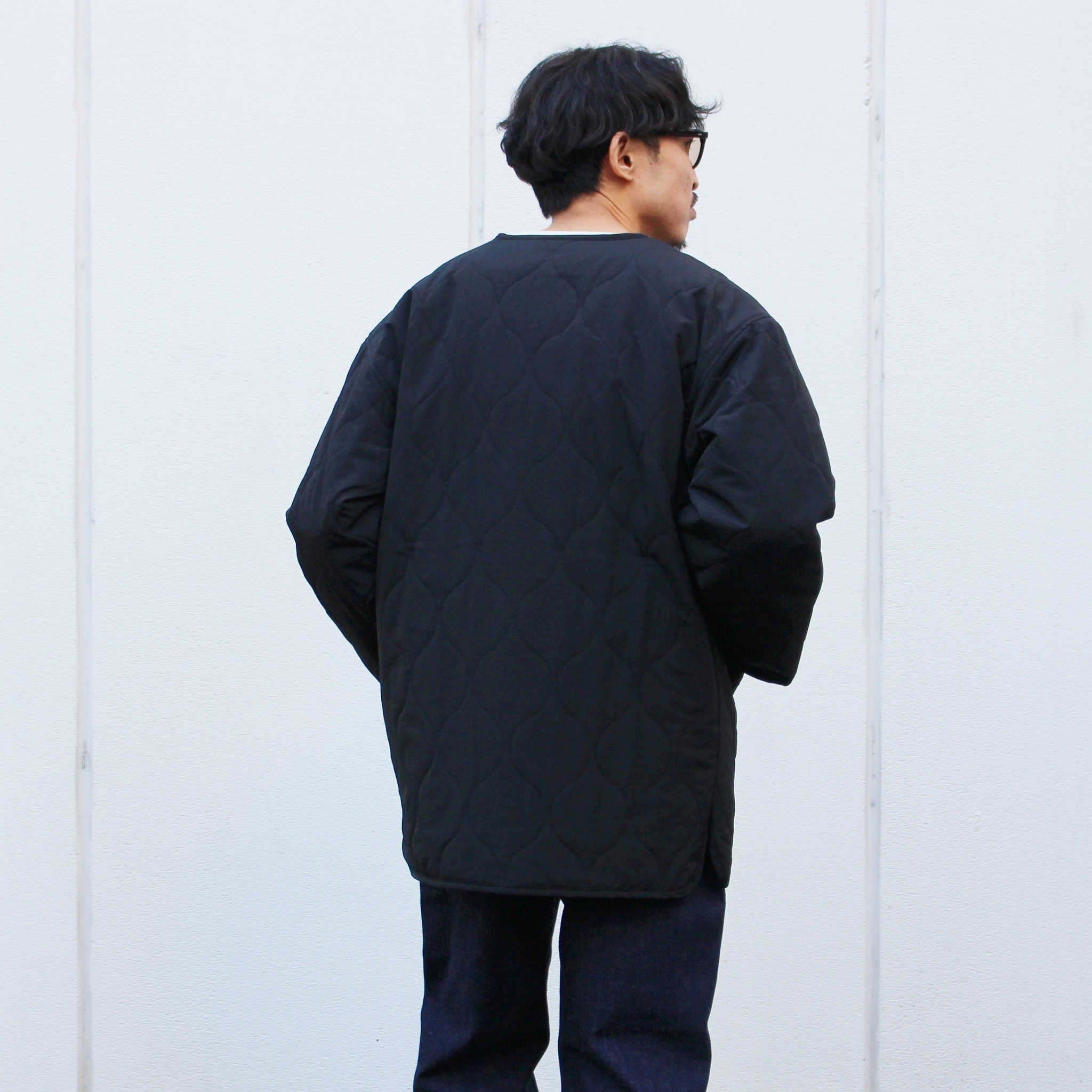 AXESQUIN アクシーズクイン / QUILTED COLLER LESS JACKET キルティングカラーレスジャケット (BLACK ブラック)