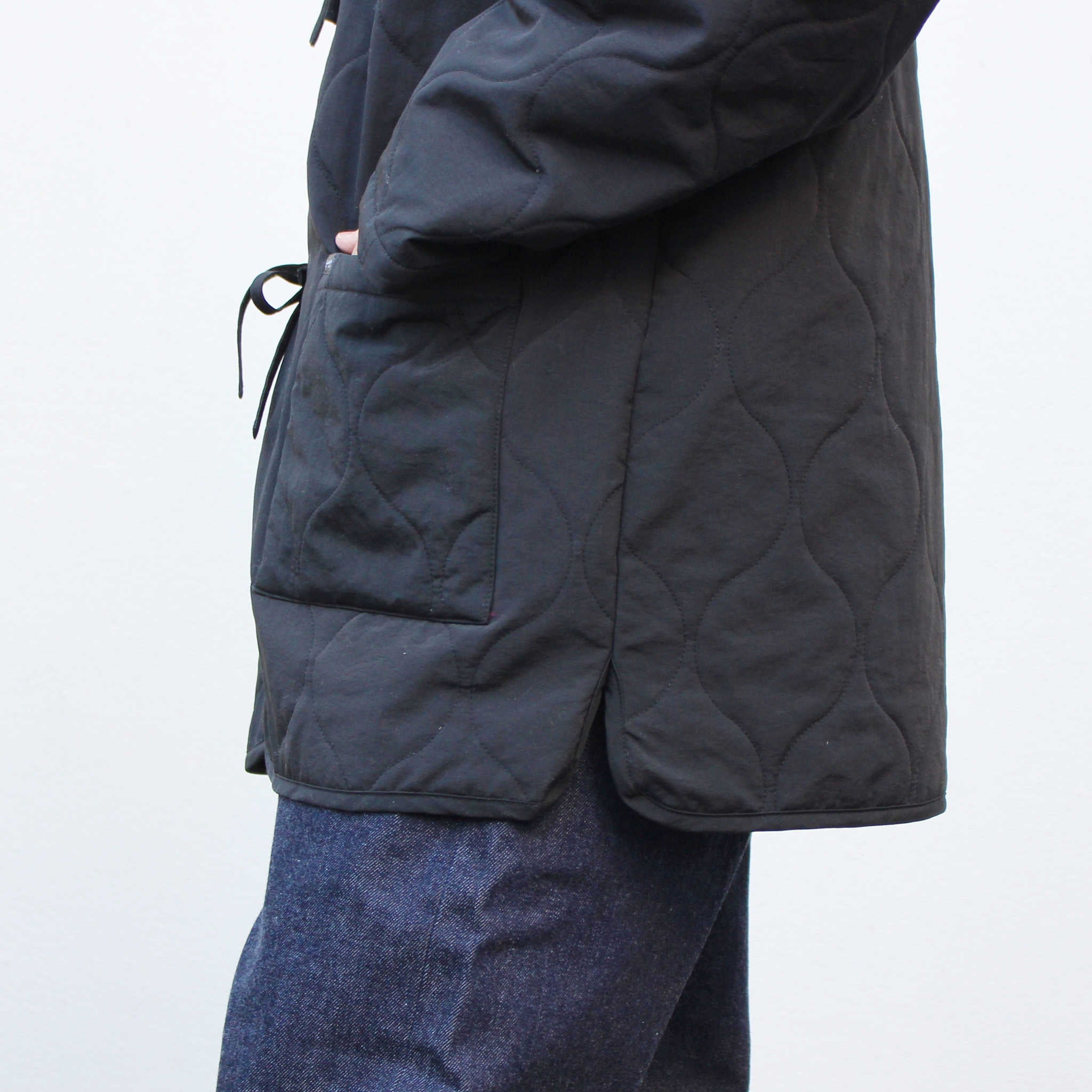 AXESQUIN アクシーズクイン / QUILTED COLLER LESS JACKET キルティングカラーレスジャケット (BLACK ブラック)