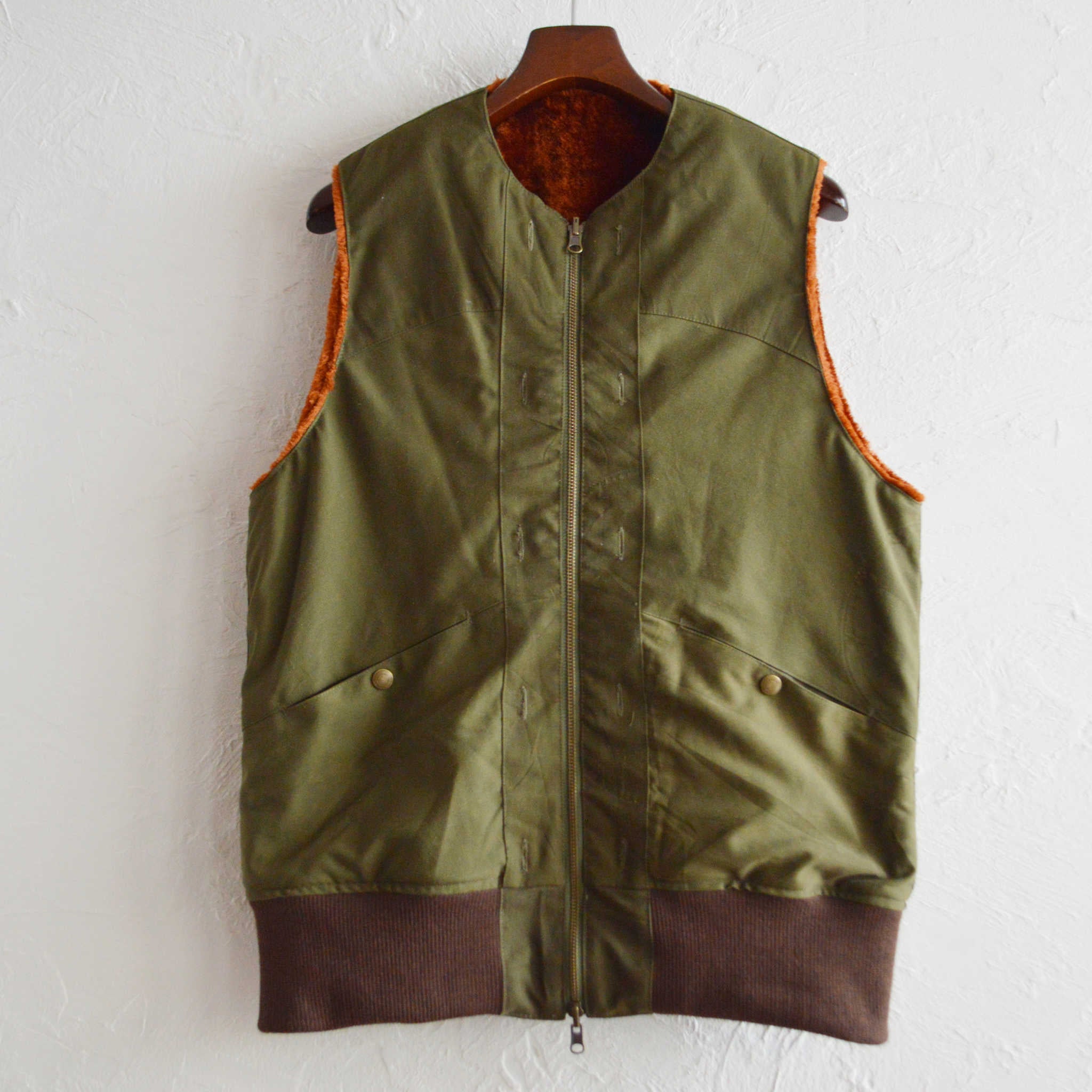 Nasngwam. ナスングワム / POLER VEST ポーラベスト (OLIVE オリーブ)