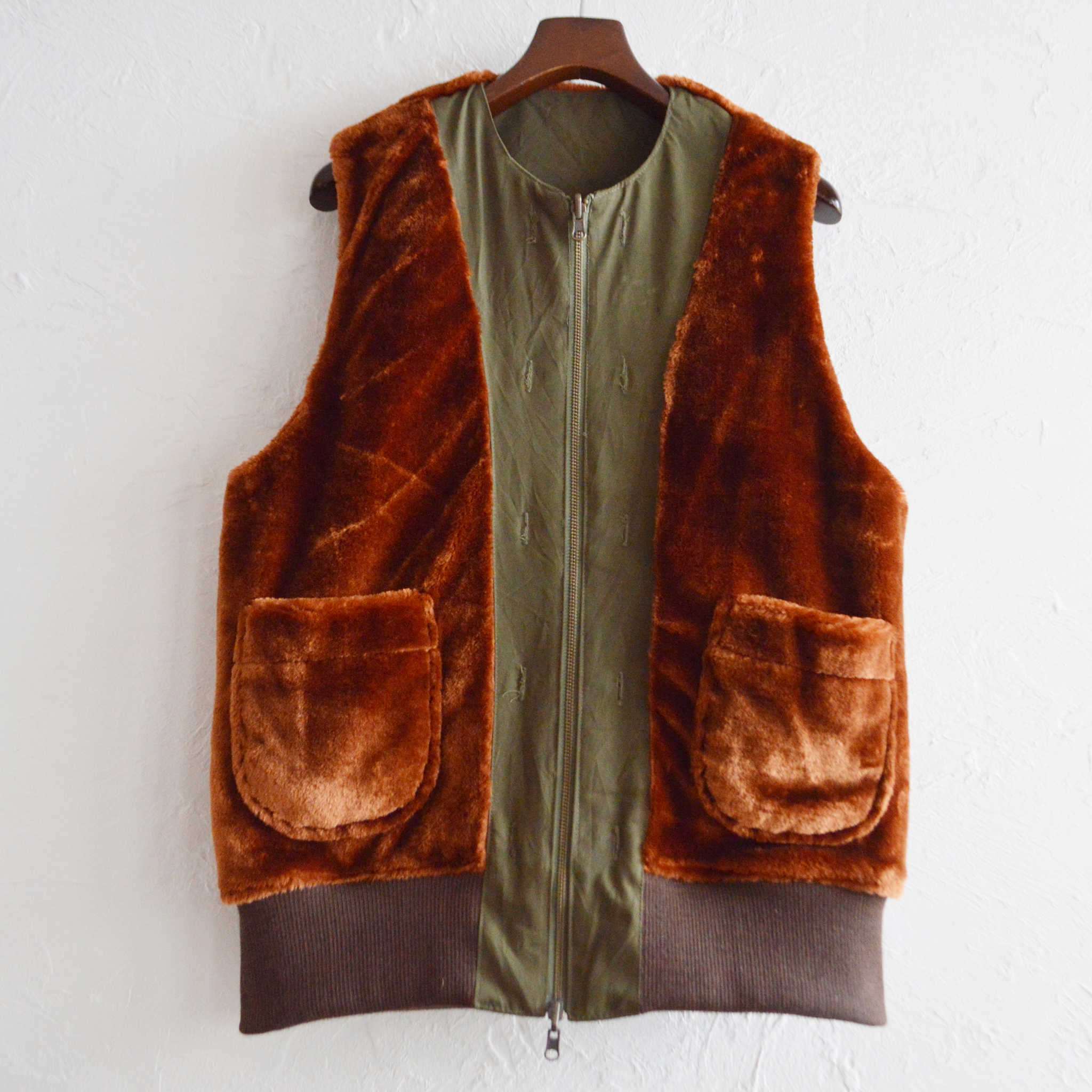 Nasngwam. ナスングワム / POLER VEST ポーラベスト (OLIVE オリーブ)