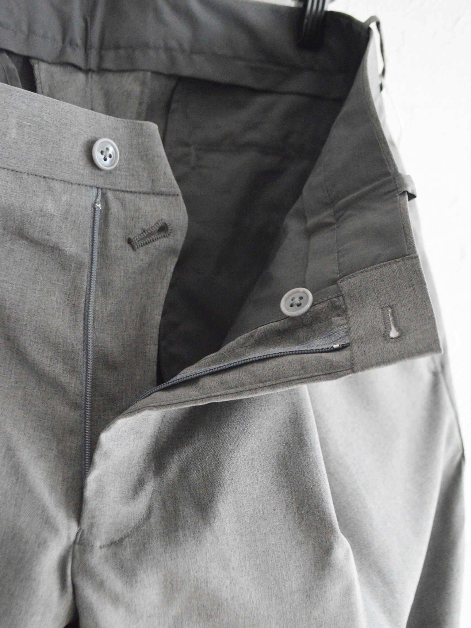 necessary or unnecessary necessary or unnecessary ネセサリーオアアンネセサリー N.O.UN ナウン / SCHOOL スクール (GRAY グレー)