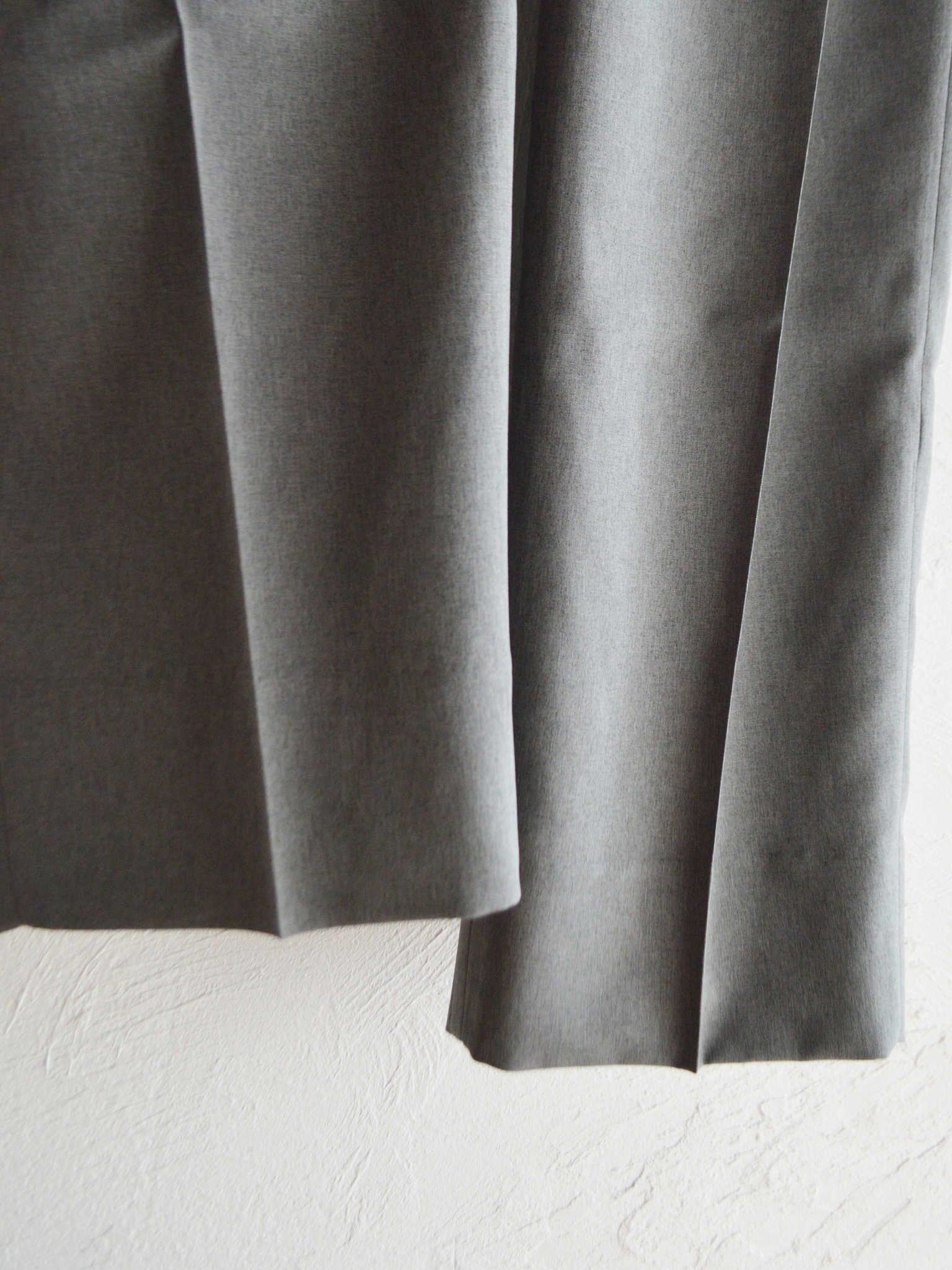 necessary or unnecessary necessary or unnecessary ネセサリーオアアンネセサリー N.O.UN ナウン / SCHOOL スクール (GRAY グレー)