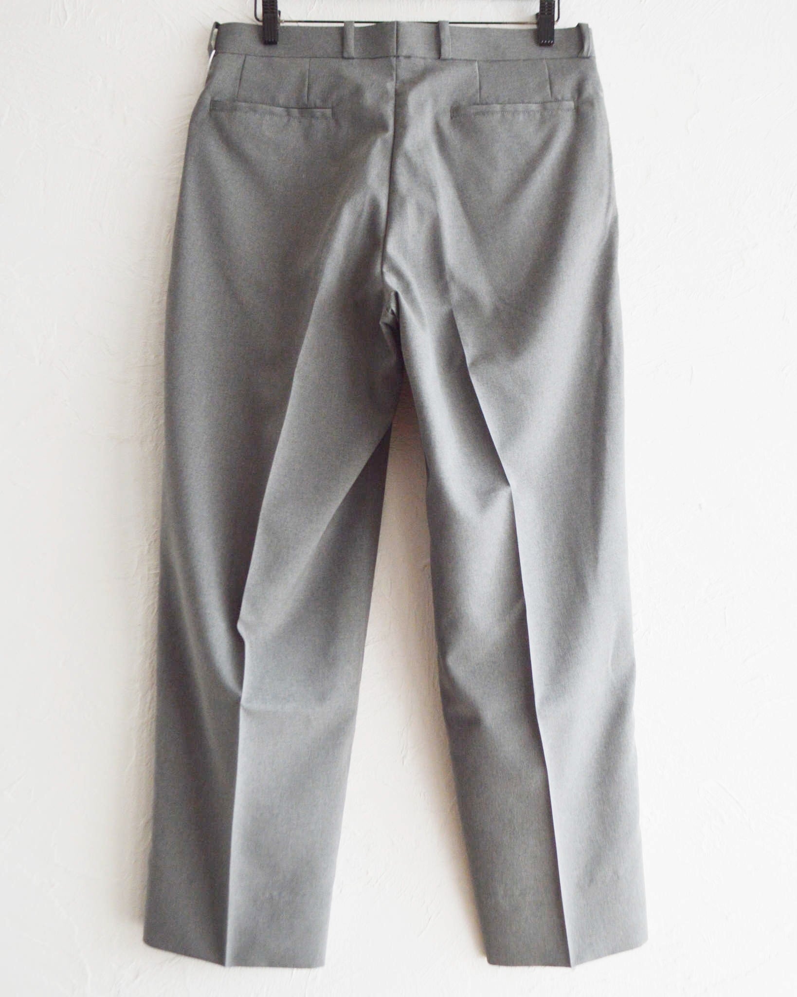 necessary or unnecessary necessary or unnecessary ネセサリーオアアンネセサリー N.O.UN ナウン / SCHOOL スクール (GRAY グレー)