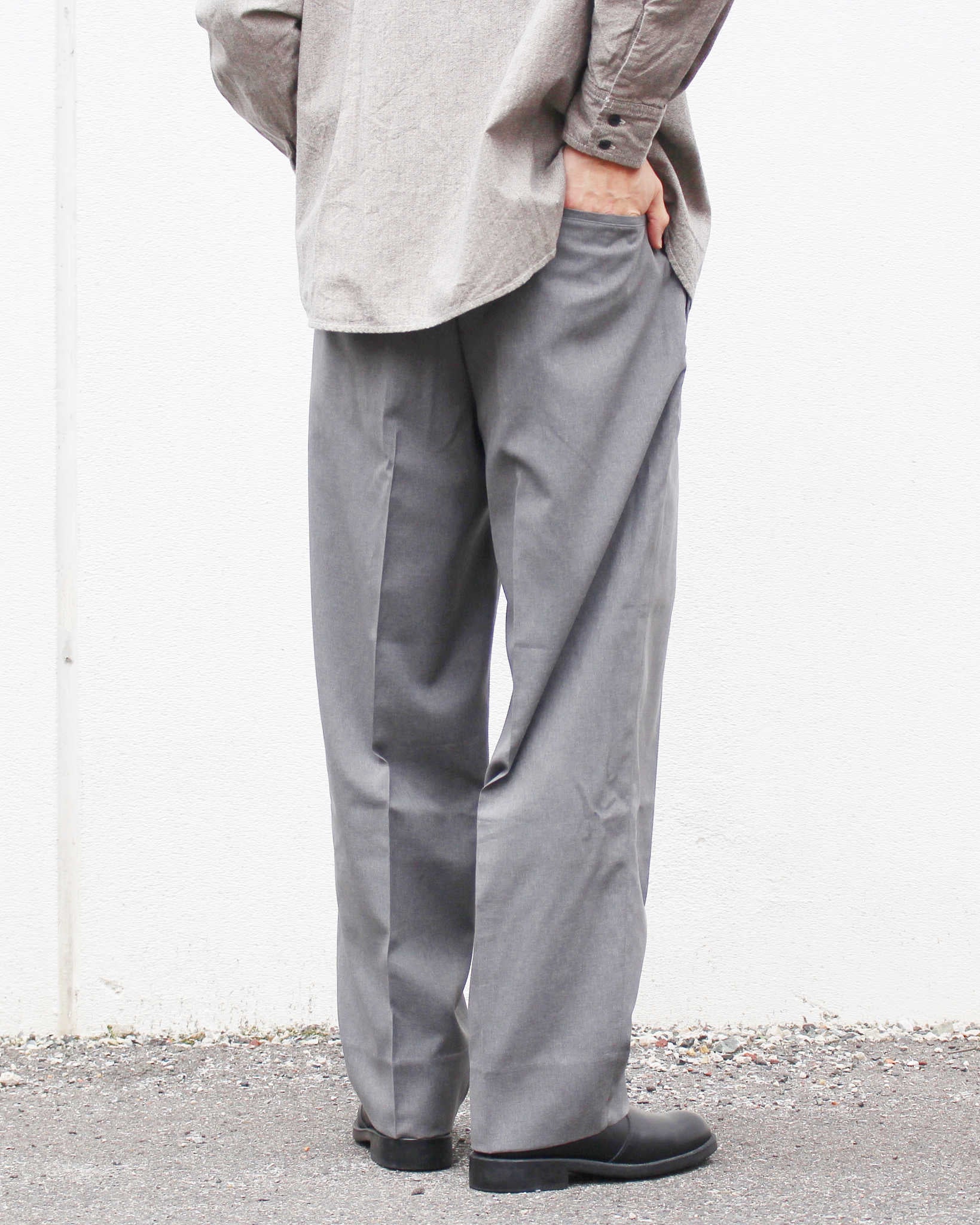 necessary or unnecessary necessary or unnecessary ネセサリーオアアンネセサリー N.O.UN ナウン / SCHOOL スクール (GRAY グレー)