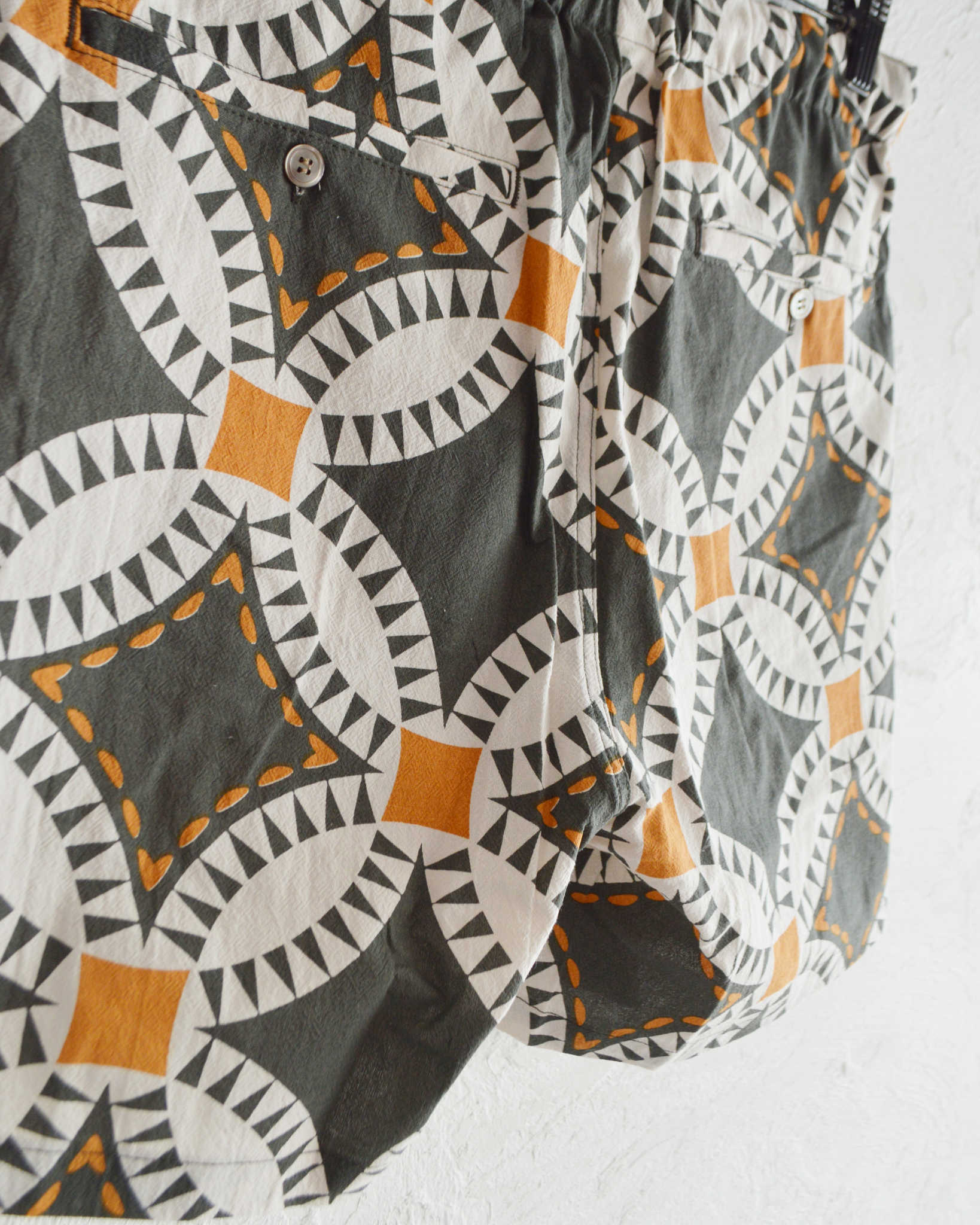 HAVE A GRATEFUL DAY ハブアグレイトフルデイ / EASY SHORTS (BLACK ブラック)