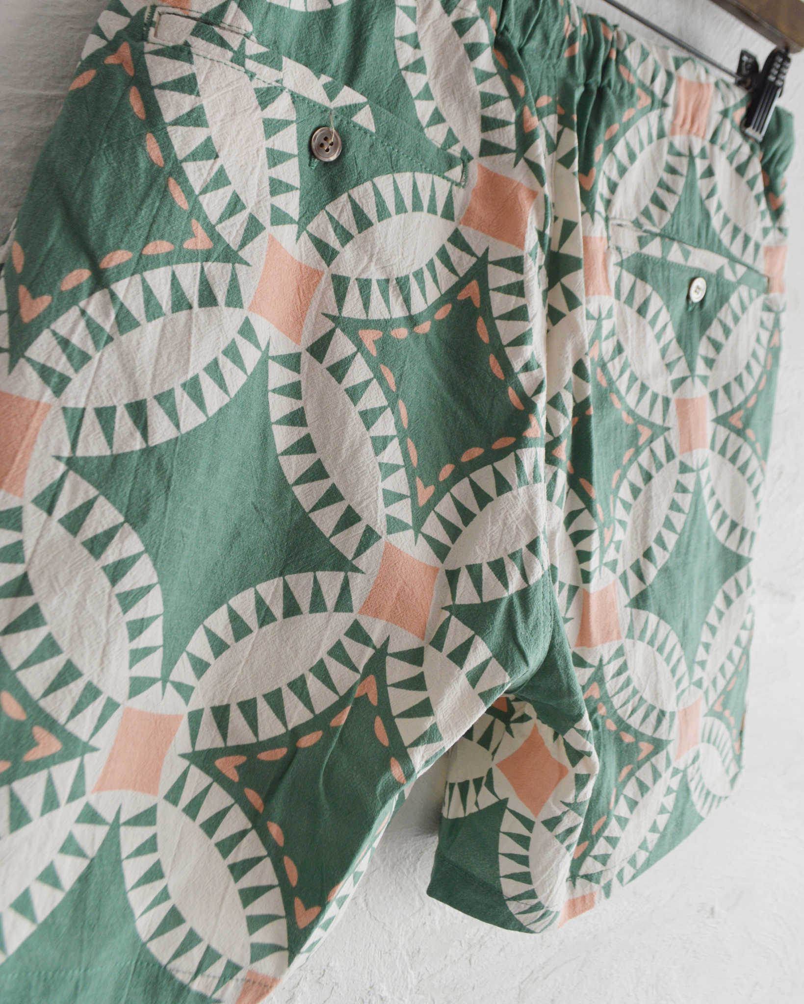 HAVE A GRATEFUL DAY ハブアグレイトフルデイ / EASY SHORTS (GREEN グリーン)