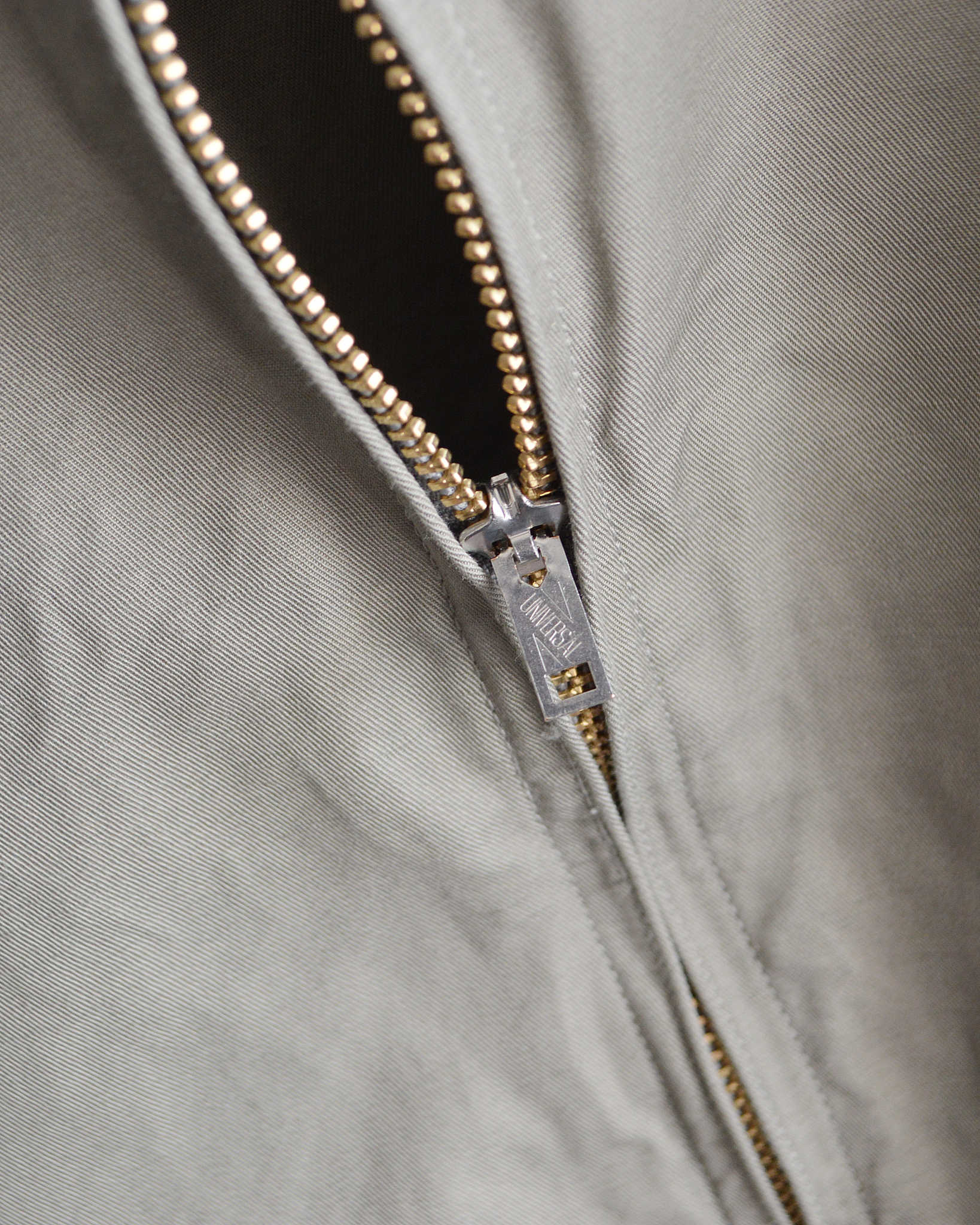 necessary or unnecessary ネセサリーオアアンネセサリー N.O.UN ナウン / TOWN タウン (STONE ストーン)