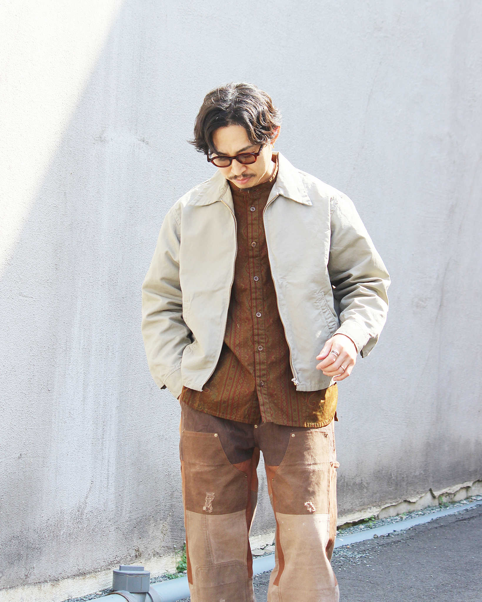 necessary or unnecessary ネセサリーオアアンネセサリー N.O.UN ナウン / TOWN タウン (STONE ストーン)