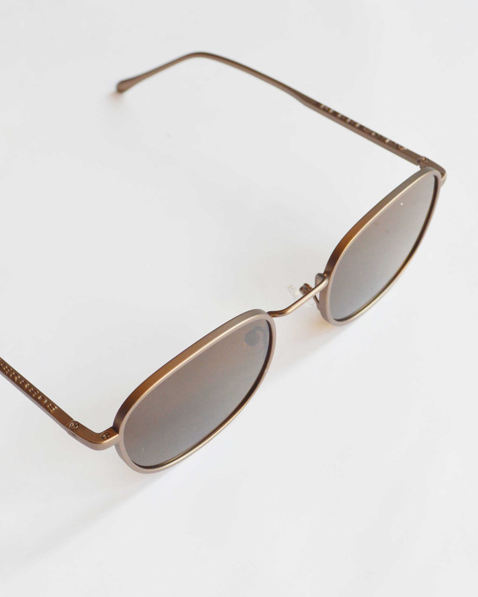 A.Kjaerbede エキアビト / HELLO ハロー (Matte Brown マットブラウン)