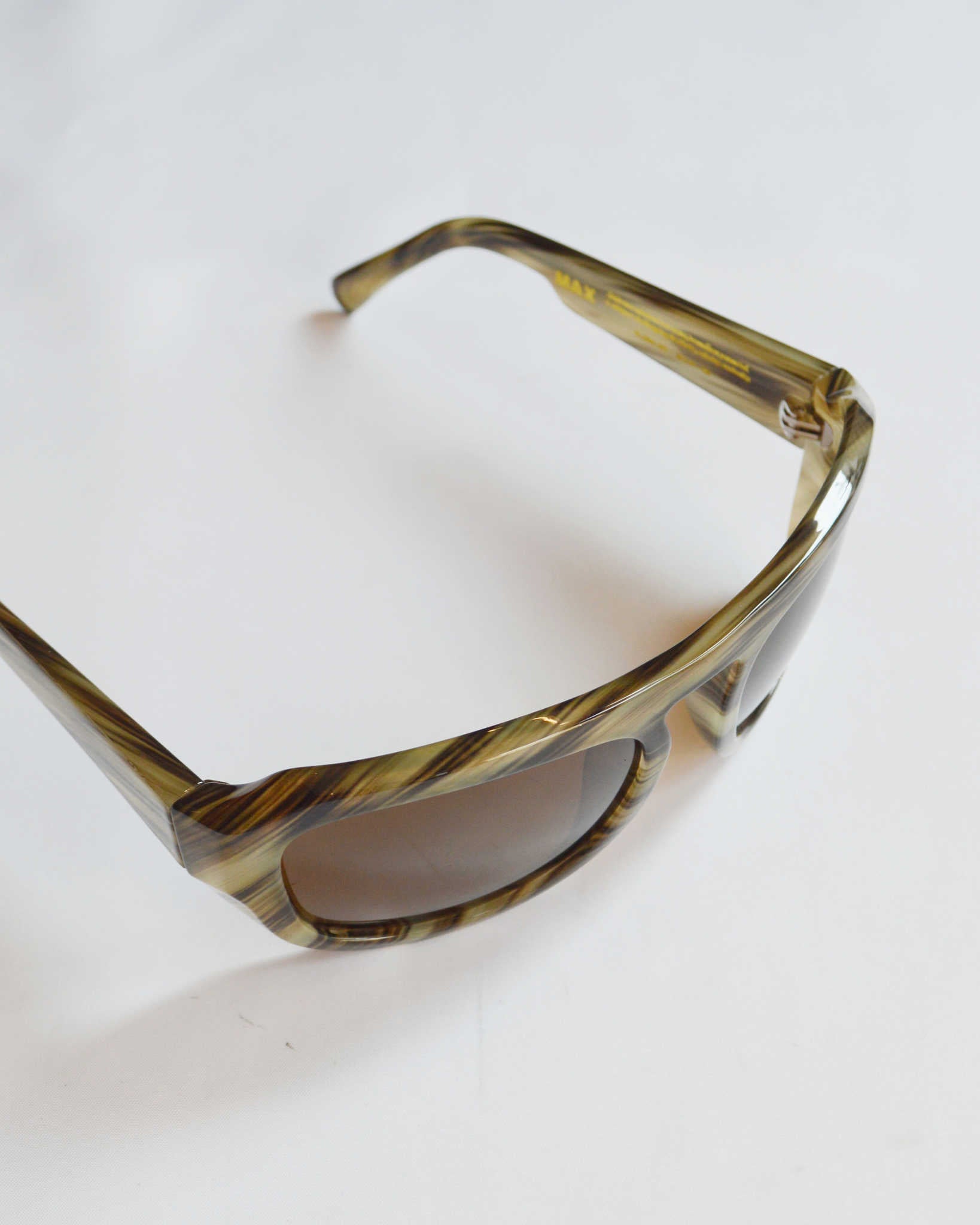 A.Kjaerbede エキアビト / MAX マックス (Striped Horn ストライプホーン)