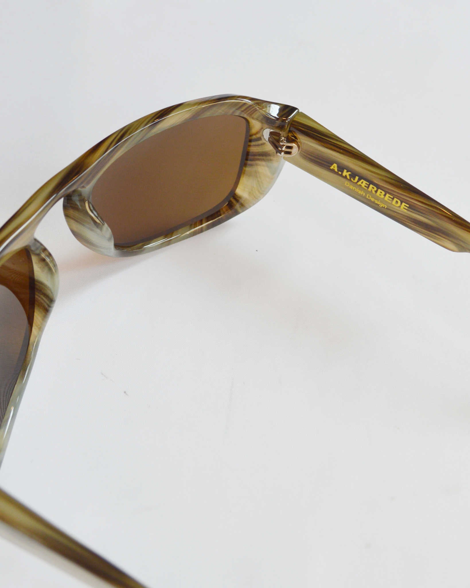 A.Kjaerbede エキアビト / MAX マックス (Striped Horn ストライプホーン)