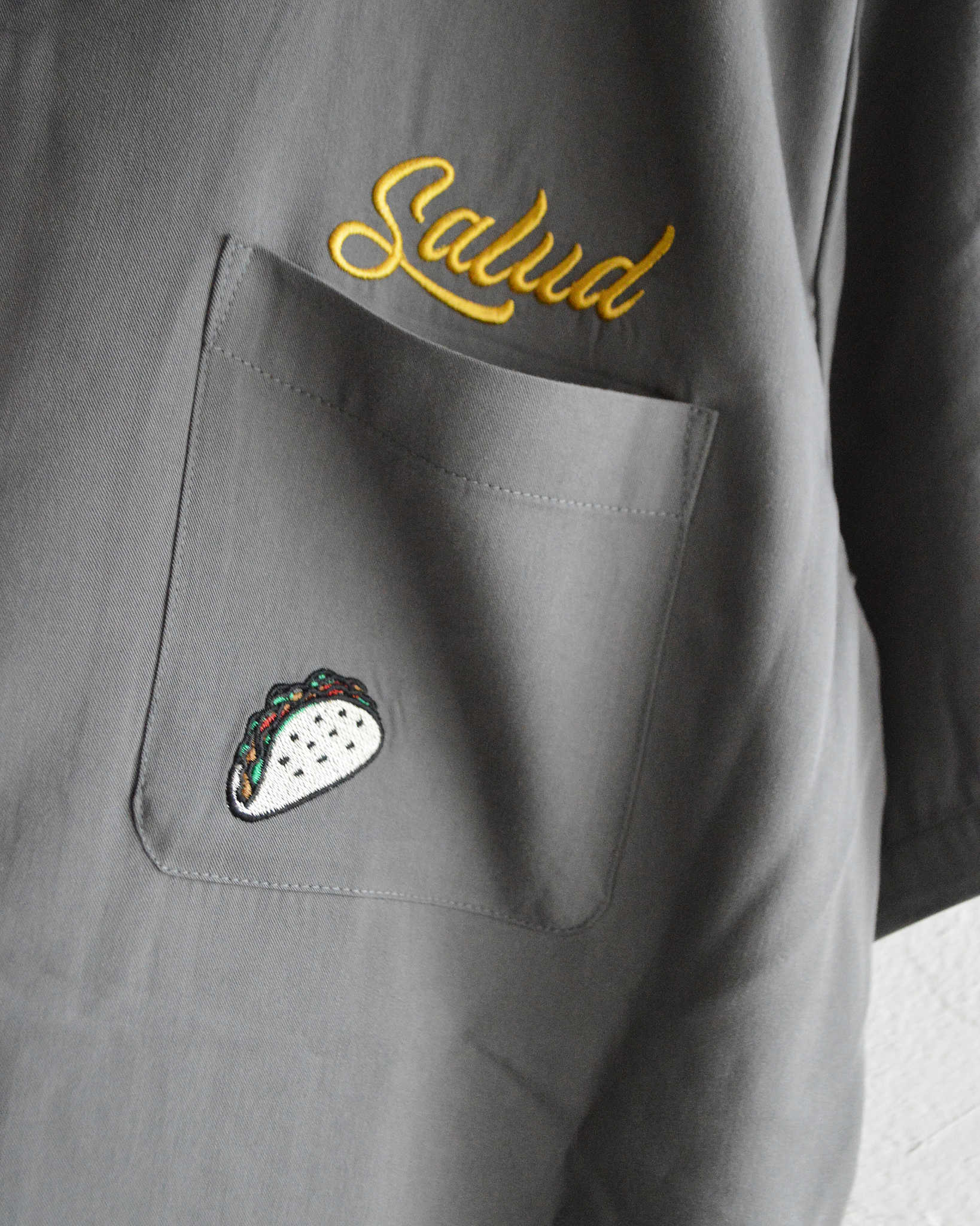 Nasngwam.×VAMOS TACOS ナスングワム バモスタコス / VAMOS SHIRTS バモスシャツ (CHARCOAL チャコール)