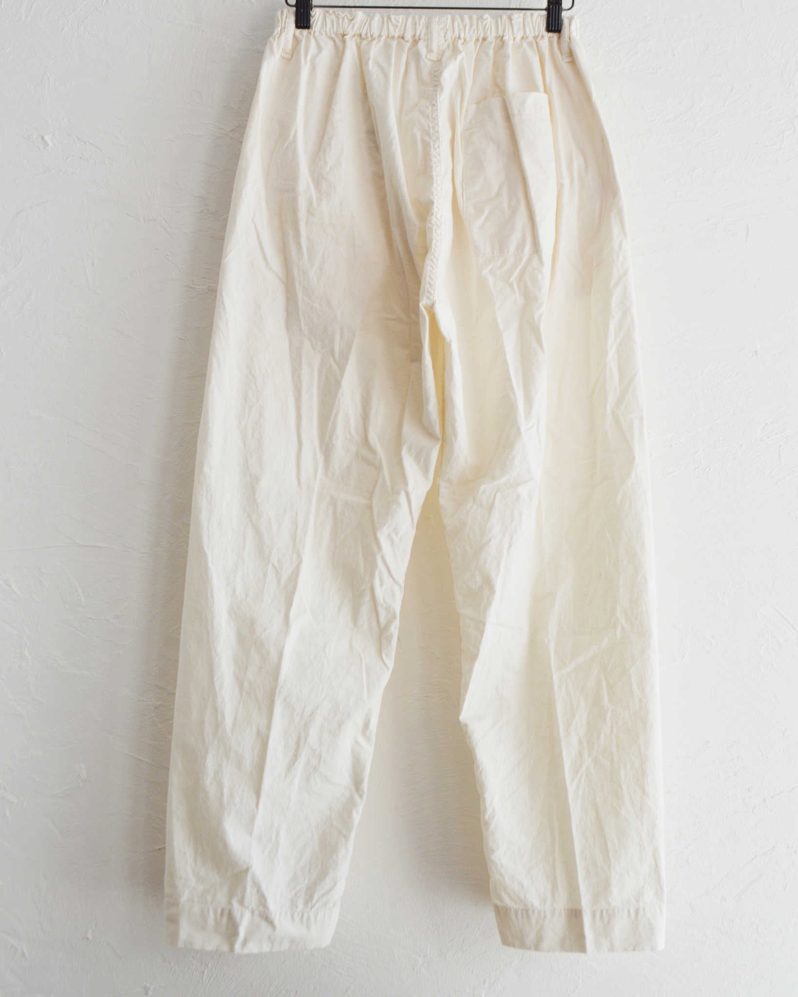 necessary or unnecessary ネセサリーオアアンネセサリー N.O.UN ナウン / PIN TUCK PANTS ピンタックパンツ (KINARI キナリ)