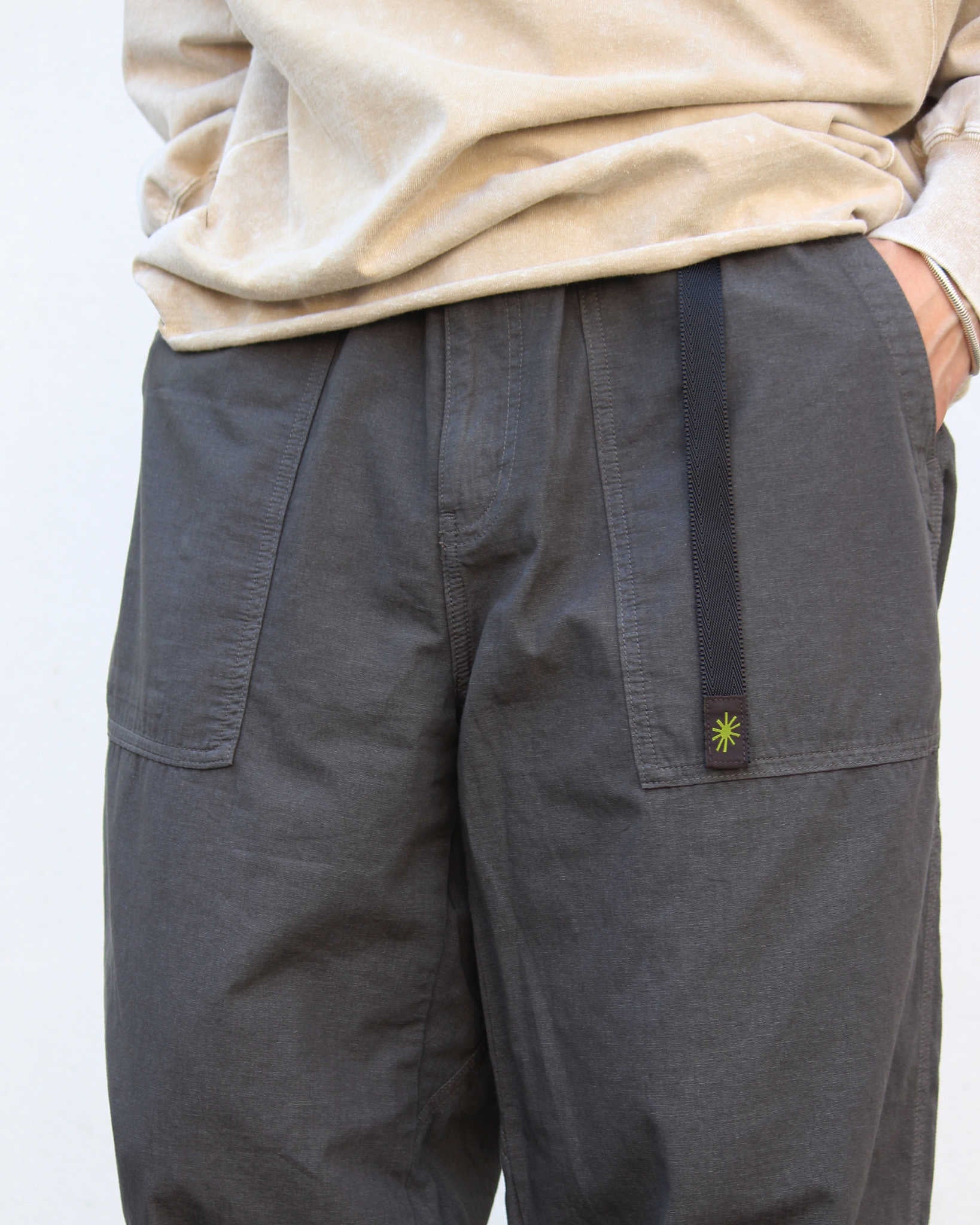 GOHEMP ゴーヘンプ / TRAVEL BALLOON PANTS トラベルバルーンパンツ (STONE GRAY ストーングレー)