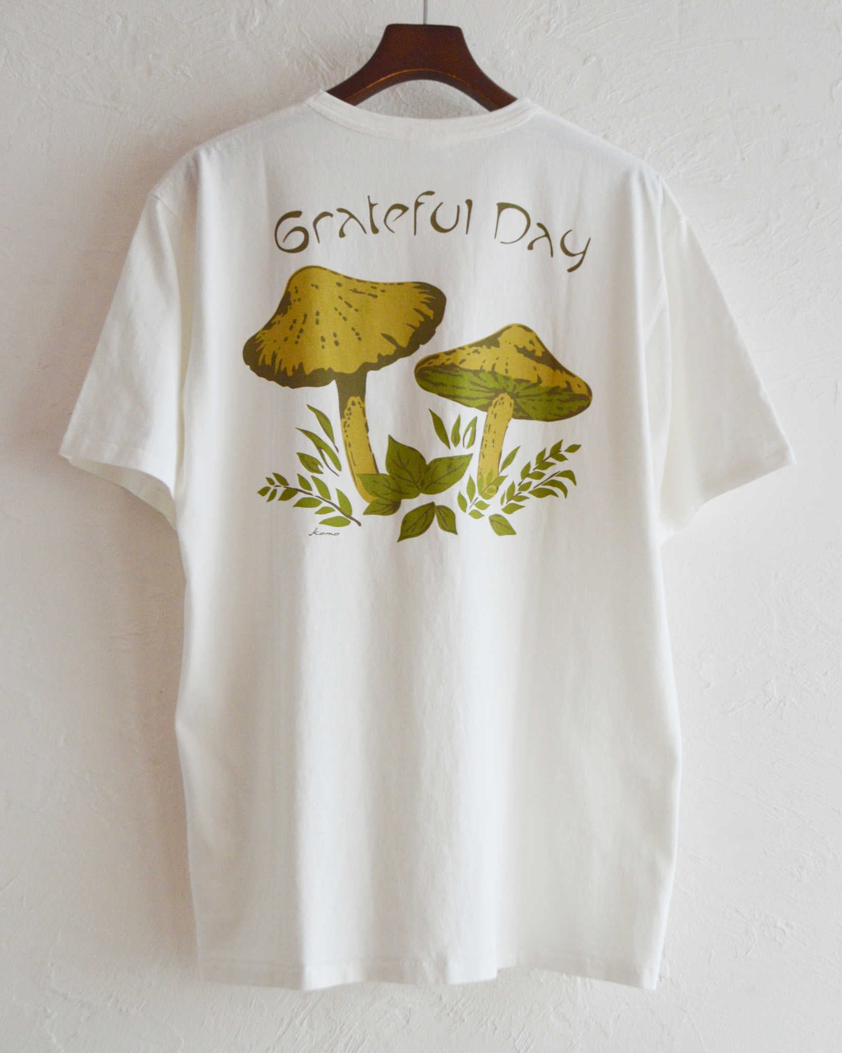 HAVE A GRATEFUL DAY ハブアグレイトフルデイ / T-SHIRT -MUSHROOM ティーシャツマッシュルーム (WHITE ホワイト)
