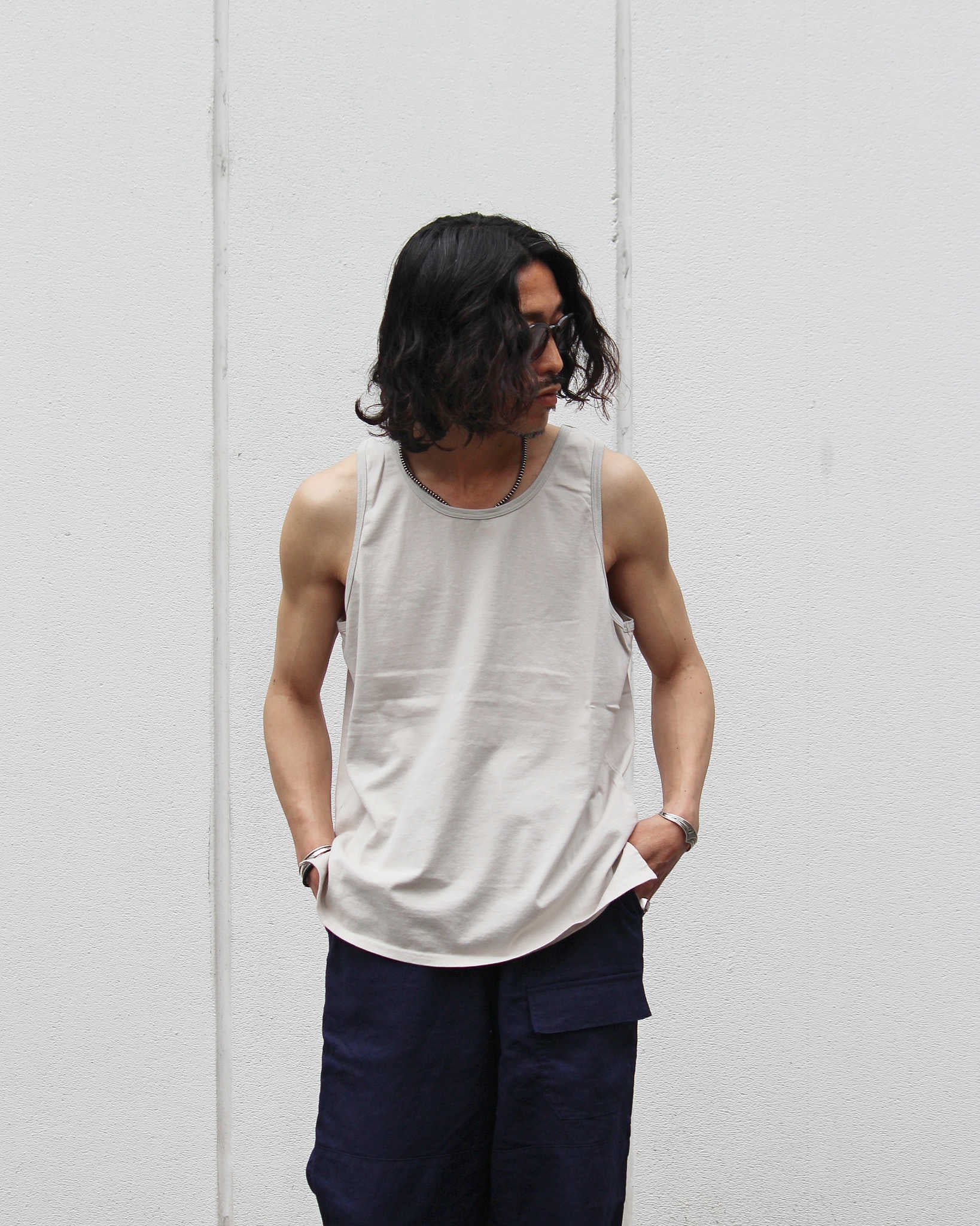 Nasngwam. ナスングワム / ESSENTIAL TANKTOP エッセンシャルタンクトップ (GRAGE グレージュ)